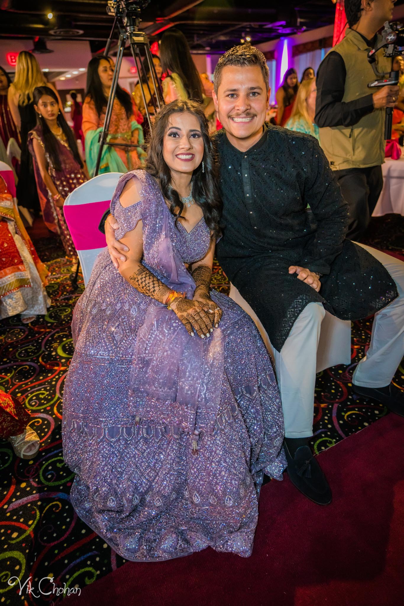 2022-06-07-Annie-&-Steven-Las-Vegas-Indian-Wedding-Sangeet-Night-Celebration-Photography-Vik-Chohan-Photography-Photo-Booth-Social-Media-VCP-079.jpg
