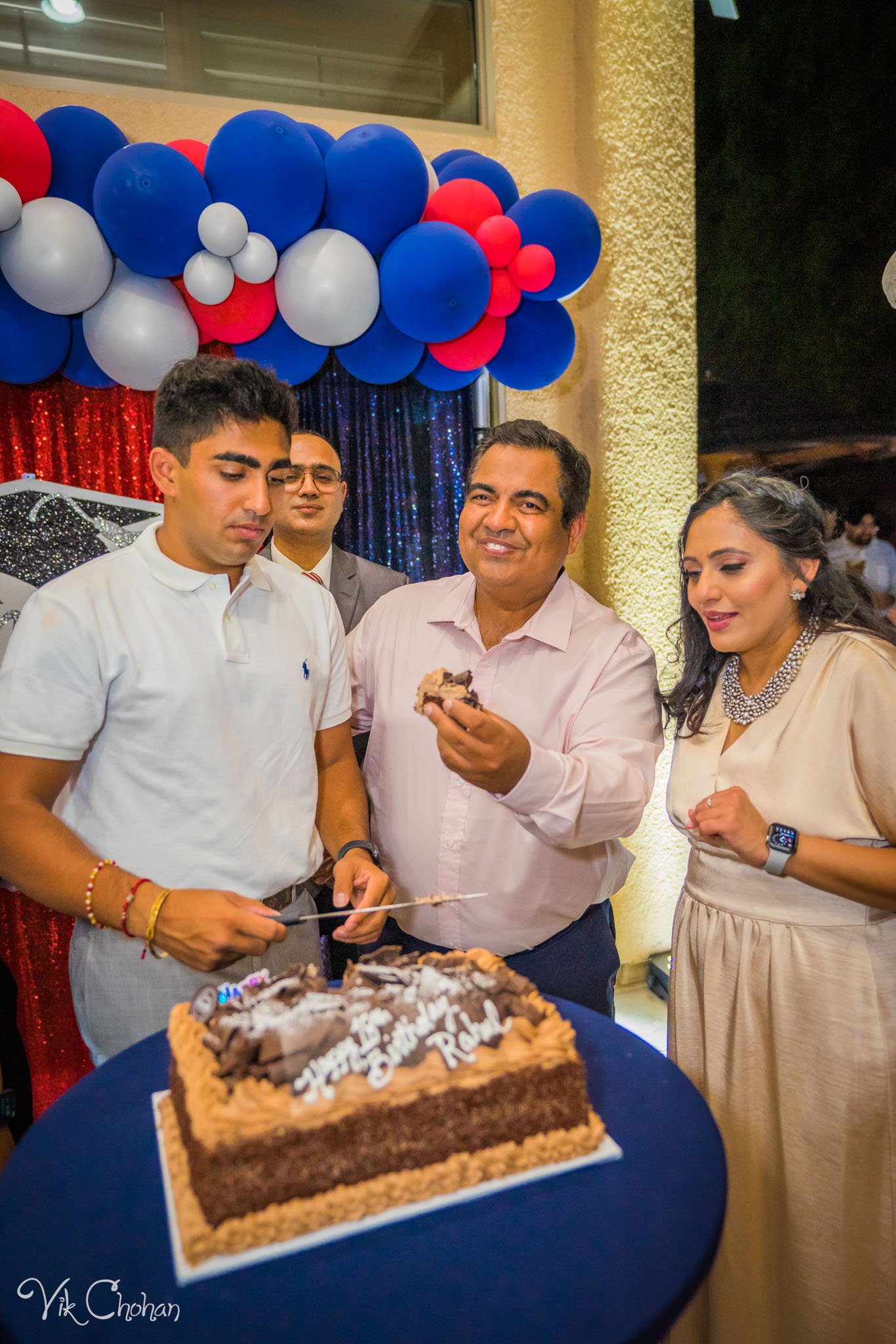 2022-07-16-Rahul-Graduation-and-Birthday-Celebration-Photography-Vik-Chohan-Photography-Photo-Booth-Social-Media-VCP-279.jpg