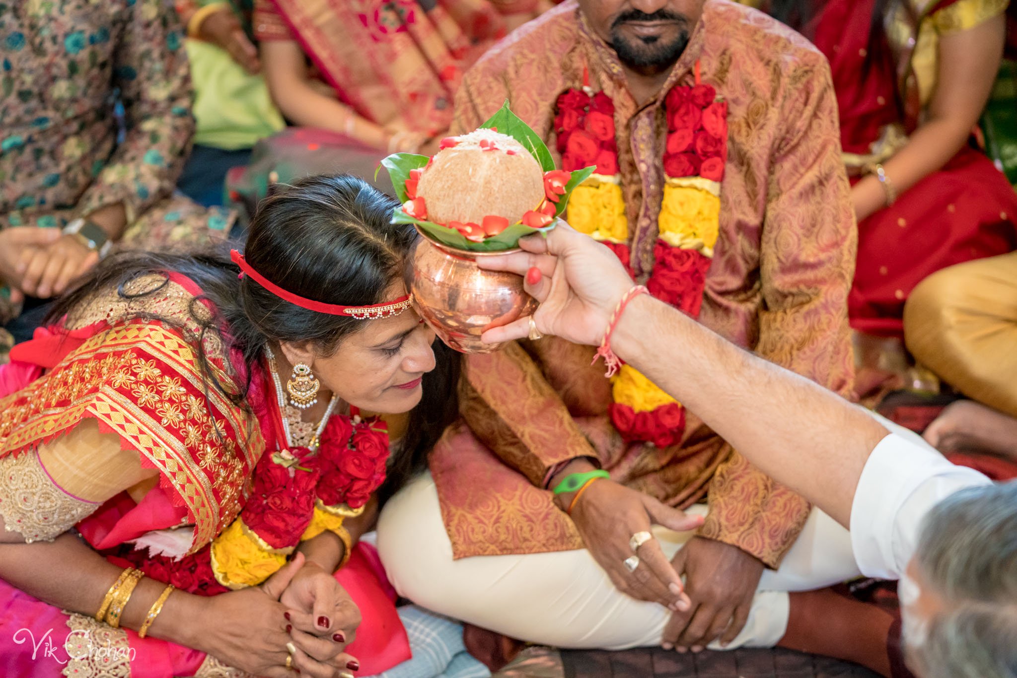 2022-02-03-Hely-&-Parth-Ganesh-Pooja-Indian-Wedding-Vik-Chohan-Photography-Photo-Booth-Social-Media-VCP-095.jpg