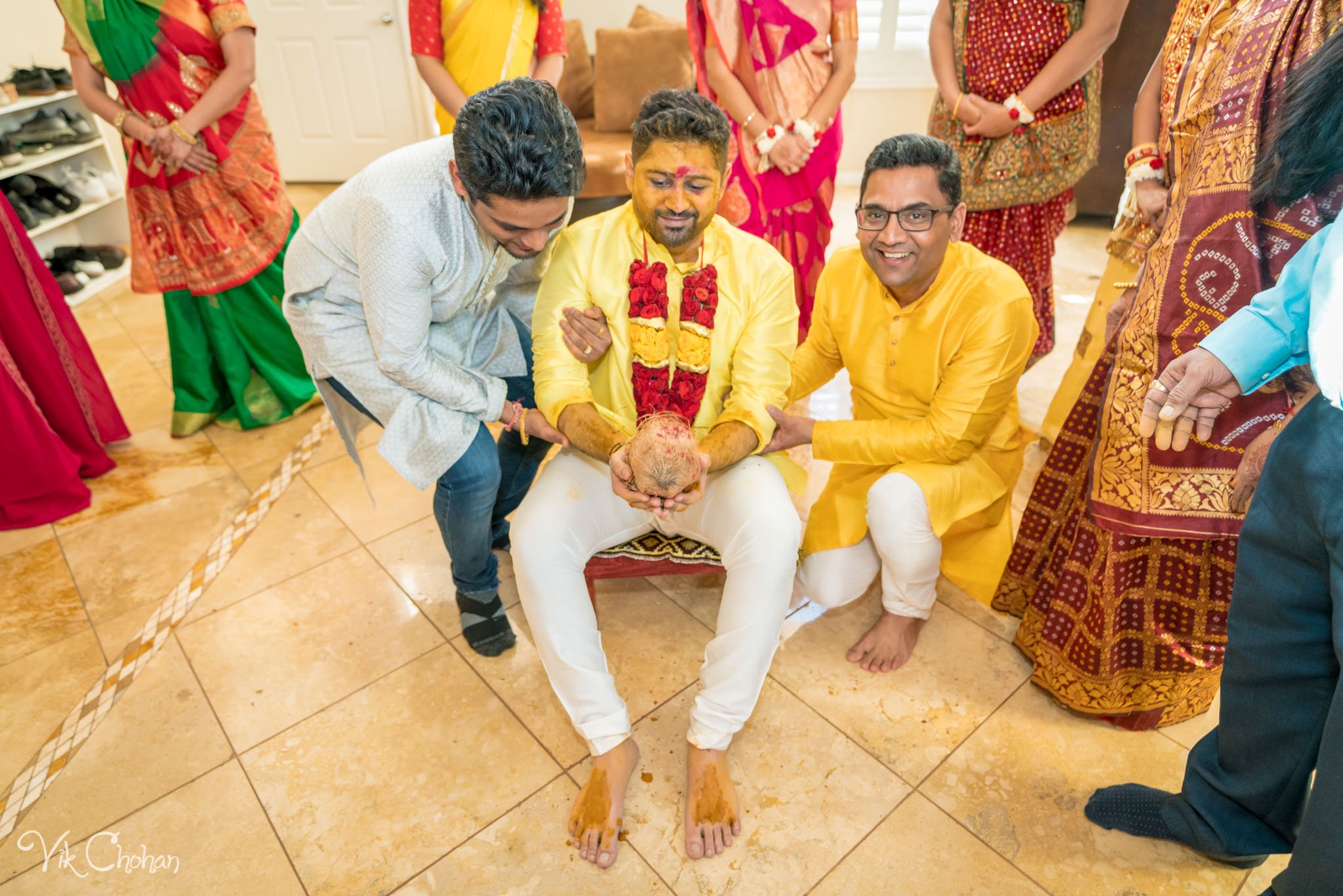 2022-02-03-Hely-&-Parth-Ganesh-Pooja-Indian-Wedding-Vik-Chohan-Photography-Photo-Booth-Social-Media-VCP-240.jpg