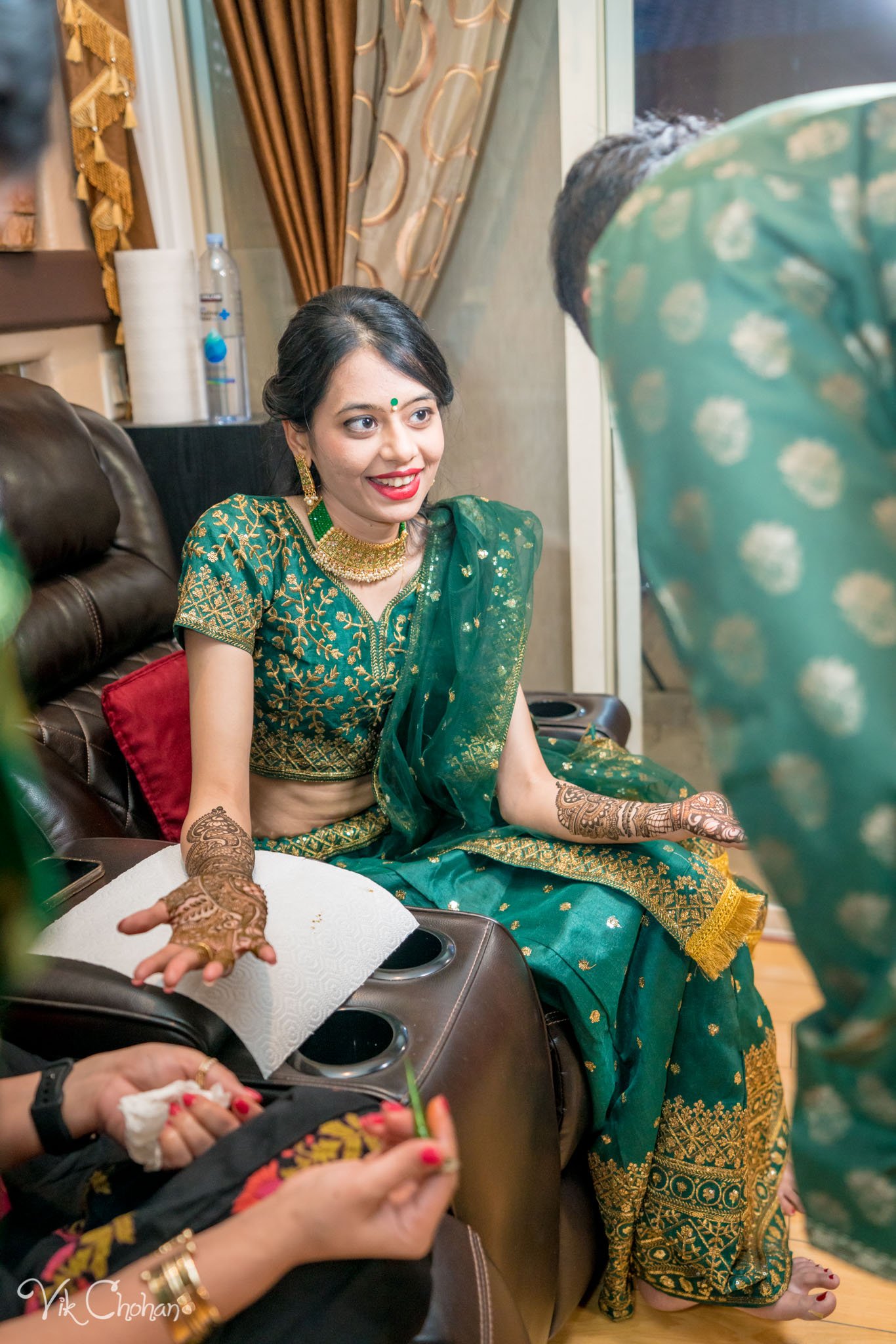 2022-02-03-Hely-&-Parth-Mendi-Indian-Wedding-Vik-Chohan-Photography-Photo-Booth-Social-Media-VCP-021.jpg