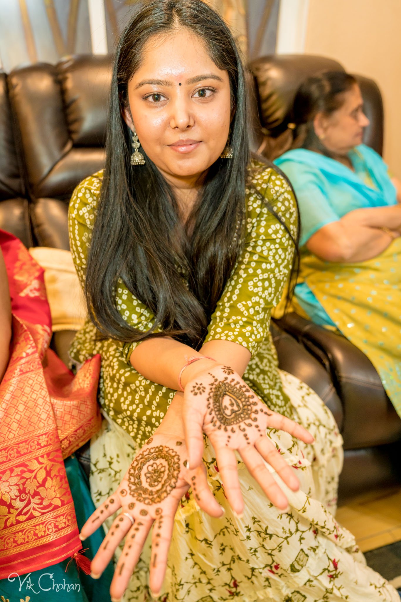 2022-02-03-Hely-&-Parth-Mendi-Indian-Wedding-Vik-Chohan-Photography-Photo-Booth-Social-Media-VCP-047.jpg