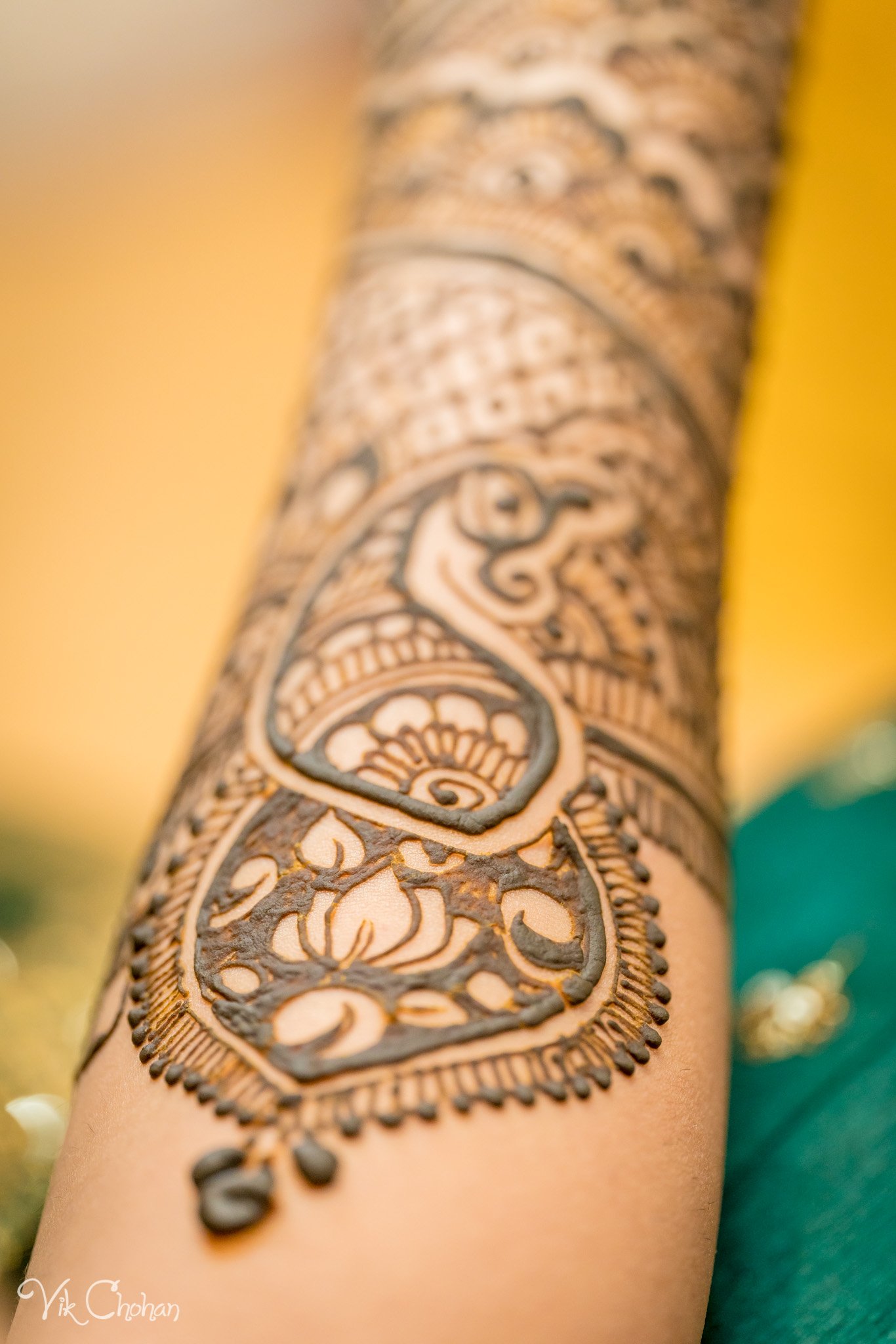 2022-02-03-Hely-&-Parth-Mendi-Indian-Wedding-Vik-Chohan-Photography-Photo-Booth-Social-Media-VCP-054.jpg