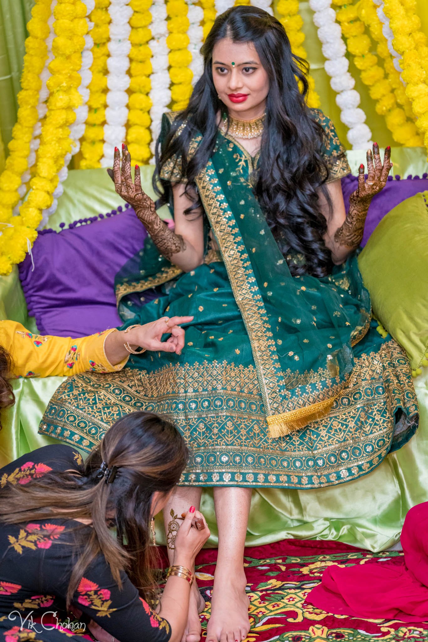 2022-02-03-Hely-&-Parth-Mendi-Indian-Wedding-Vik-Chohan-Photography-Photo-Booth-Social-Media-VCP-110.jpg