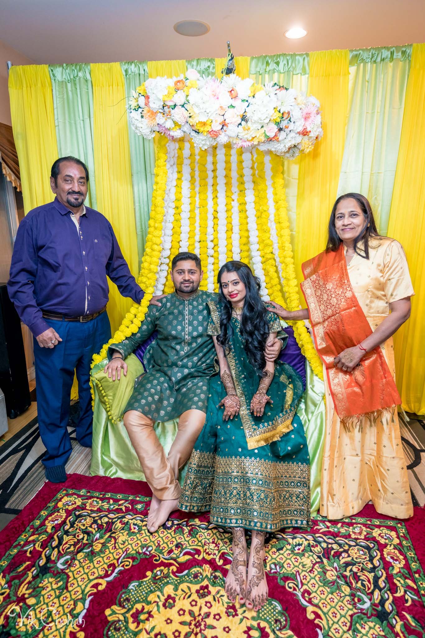 2022-02-03-Hely-&-Parth-Mendi-Indian-Wedding-Vik-Chohan-Photography-Photo-Booth-Social-Media-VCP-156.jpg