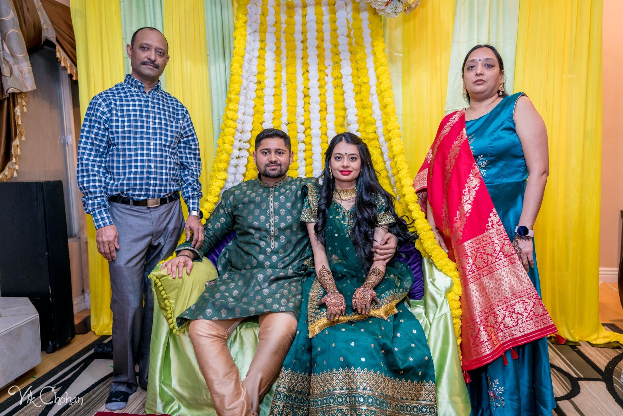 2022-02-03-Hely-&-Parth-Mendi-Indian-Wedding-Vik-Chohan-Photography-Photo-Booth-Social-Media-VCP-158.jpg