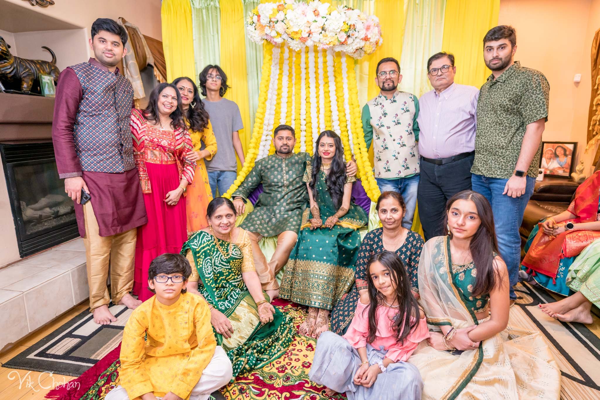 2022-02-03-Hely-&-Parth-Mendi-Indian-Wedding-Vik-Chohan-Photography-Photo-Booth-Social-Media-VCP-165.jpg