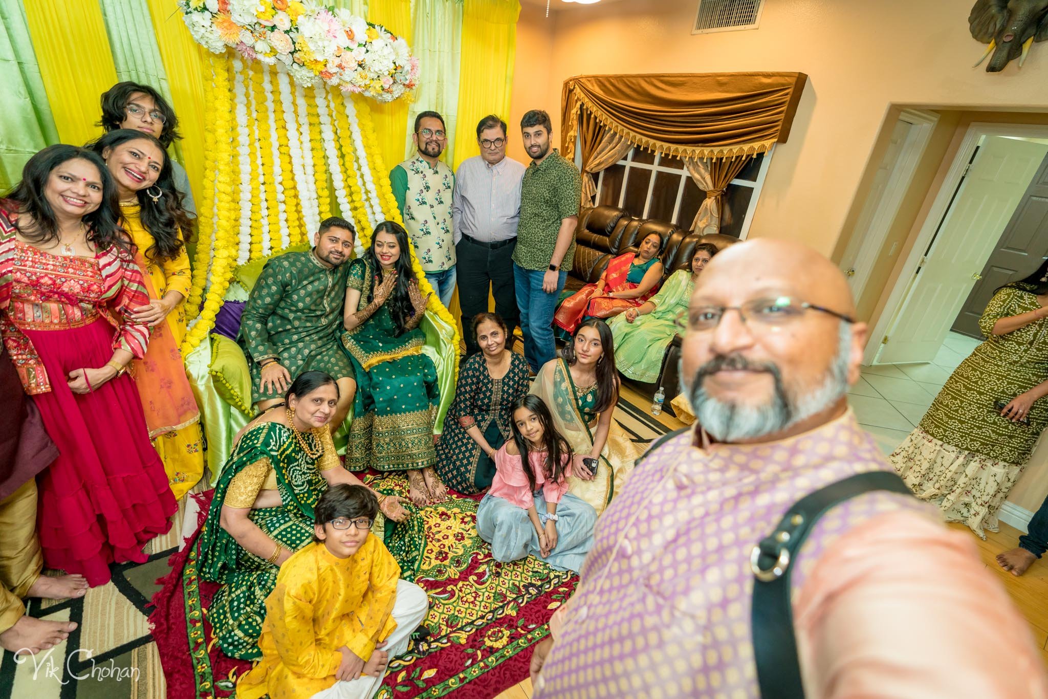 2022-02-03-Hely-&-Parth-Mendi-Indian-Wedding-Vik-Chohan-Photography-Photo-Booth-Social-Media-VCP-167.jpg