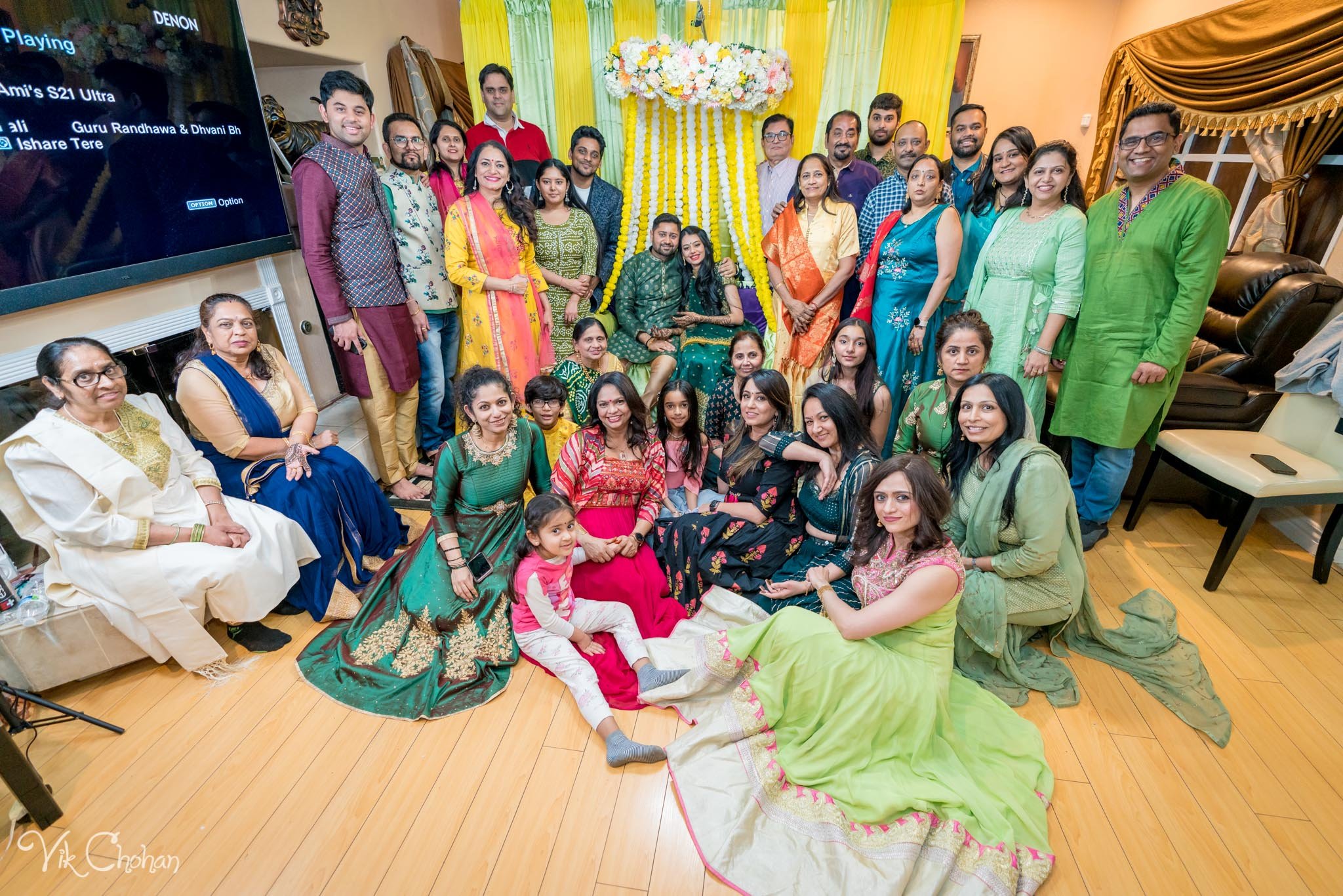 2022-02-03-Hely-&-Parth-Mendi-Indian-Wedding-Vik-Chohan-Photography-Photo-Booth-Social-Media-VCP-170.jpg