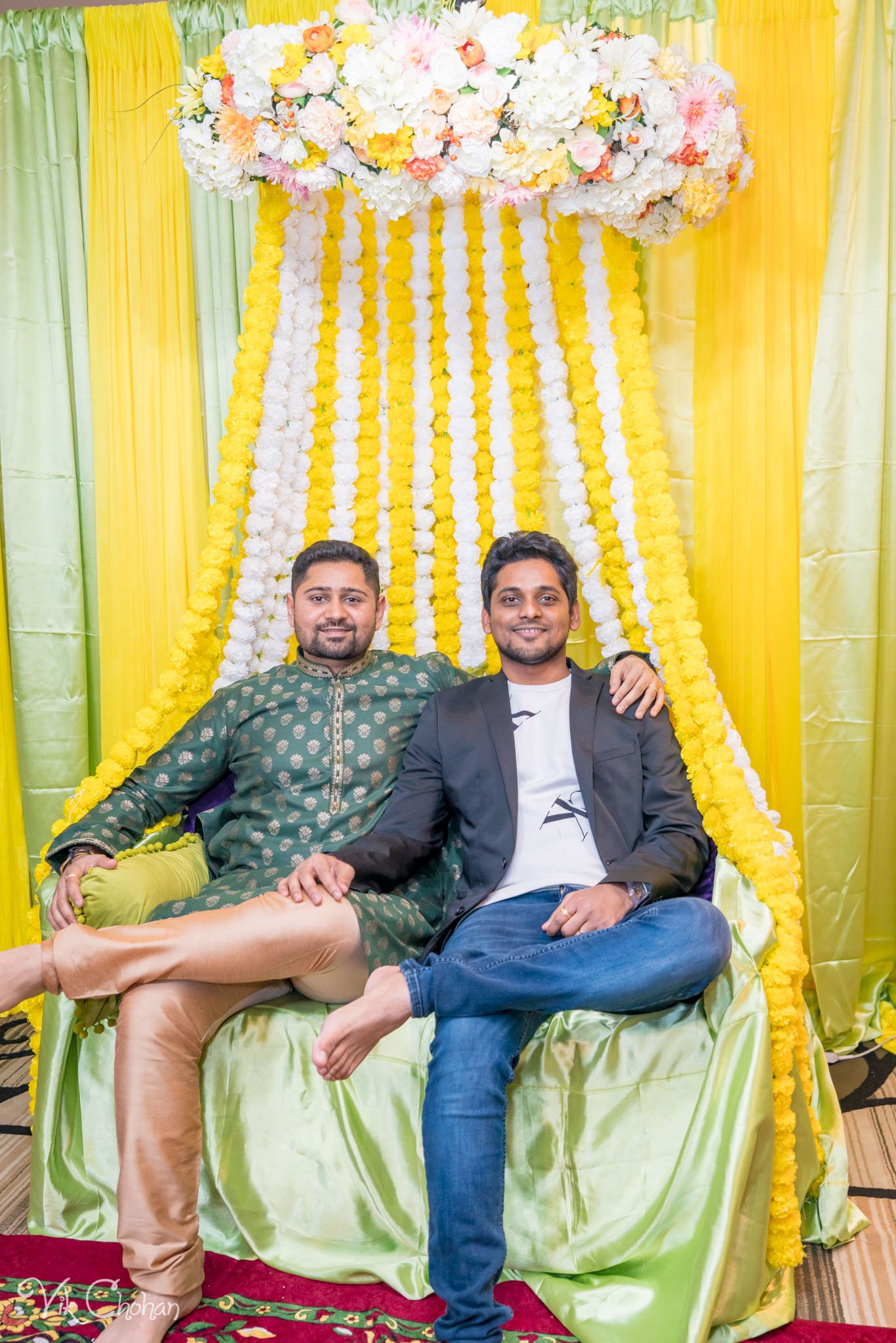 2022-02-03-Hely-&-Parth-Mendi-Indian-Wedding-Vik-Chohan-Photography-Photo-Booth-Social-Media-VCP-173.jpg