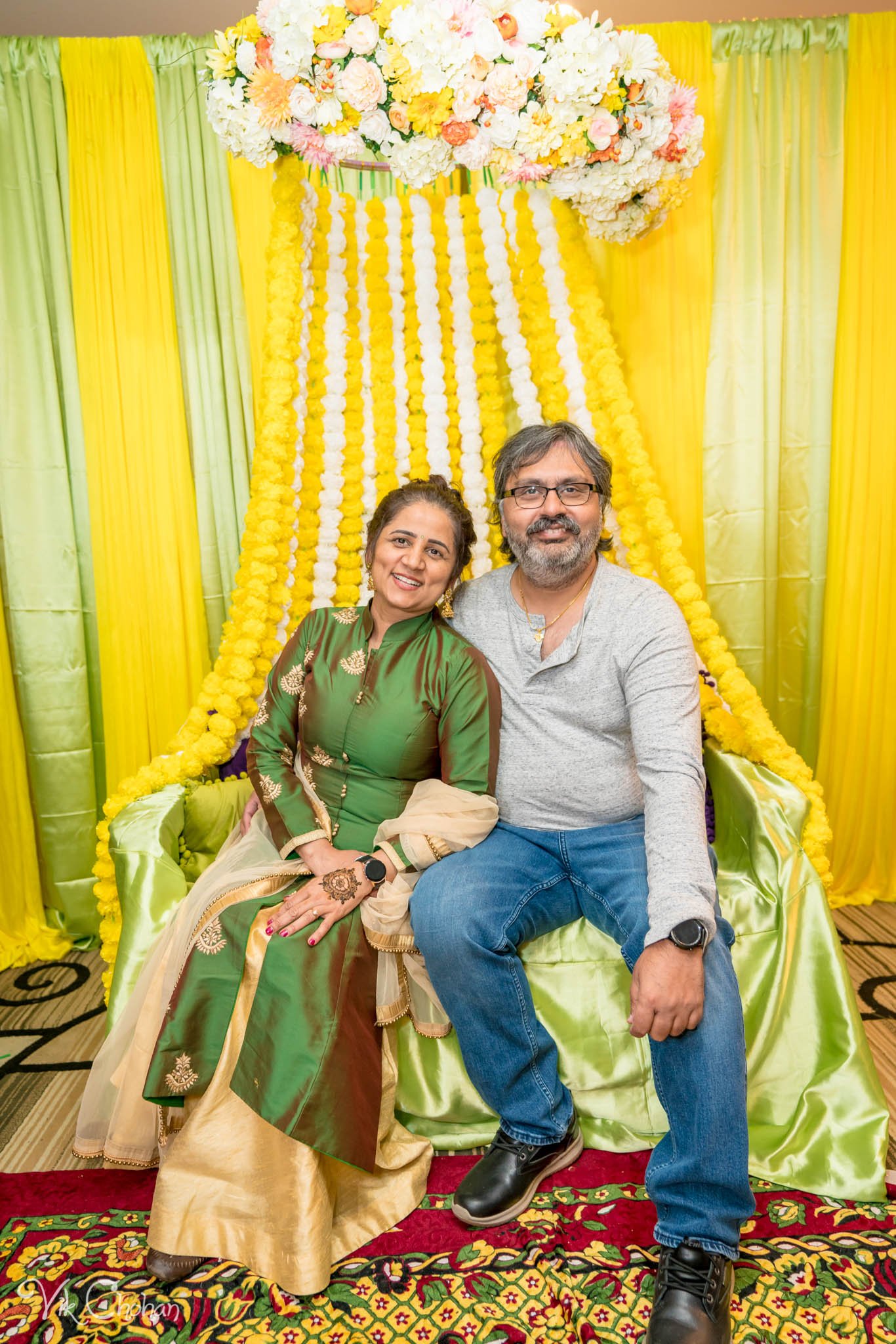 2022-02-03-Hely-&-Parth-Mendi-Indian-Wedding-Vik-Chohan-Photography-Photo-Booth-Social-Media-VCP-189.jpg