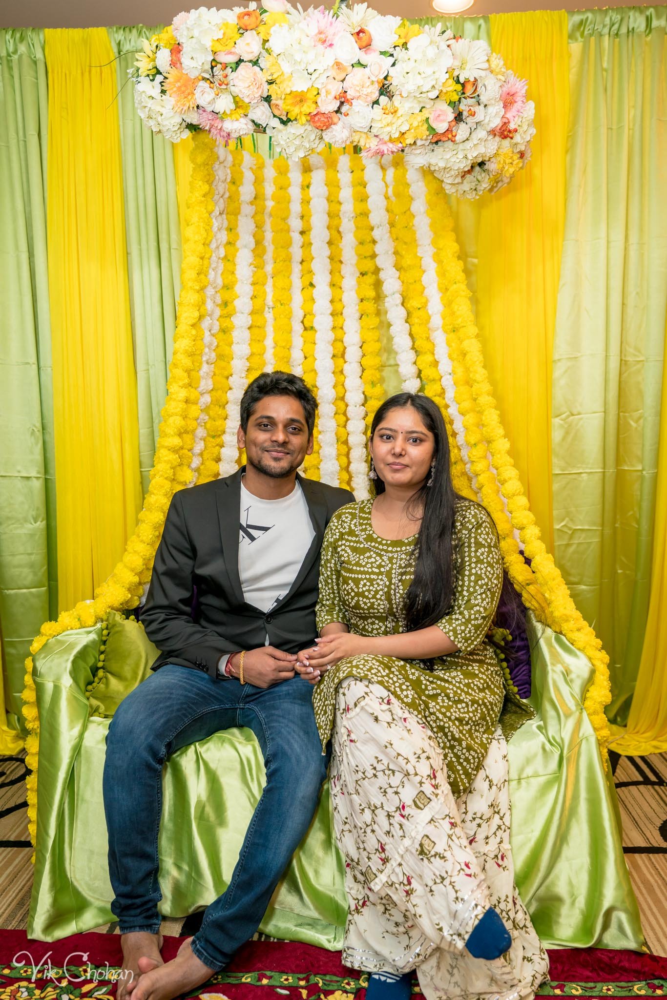 2022-02-03-Hely-&-Parth-Mendi-Indian-Wedding-Vik-Chohan-Photography-Photo-Booth-Social-Media-VCP-194.jpg