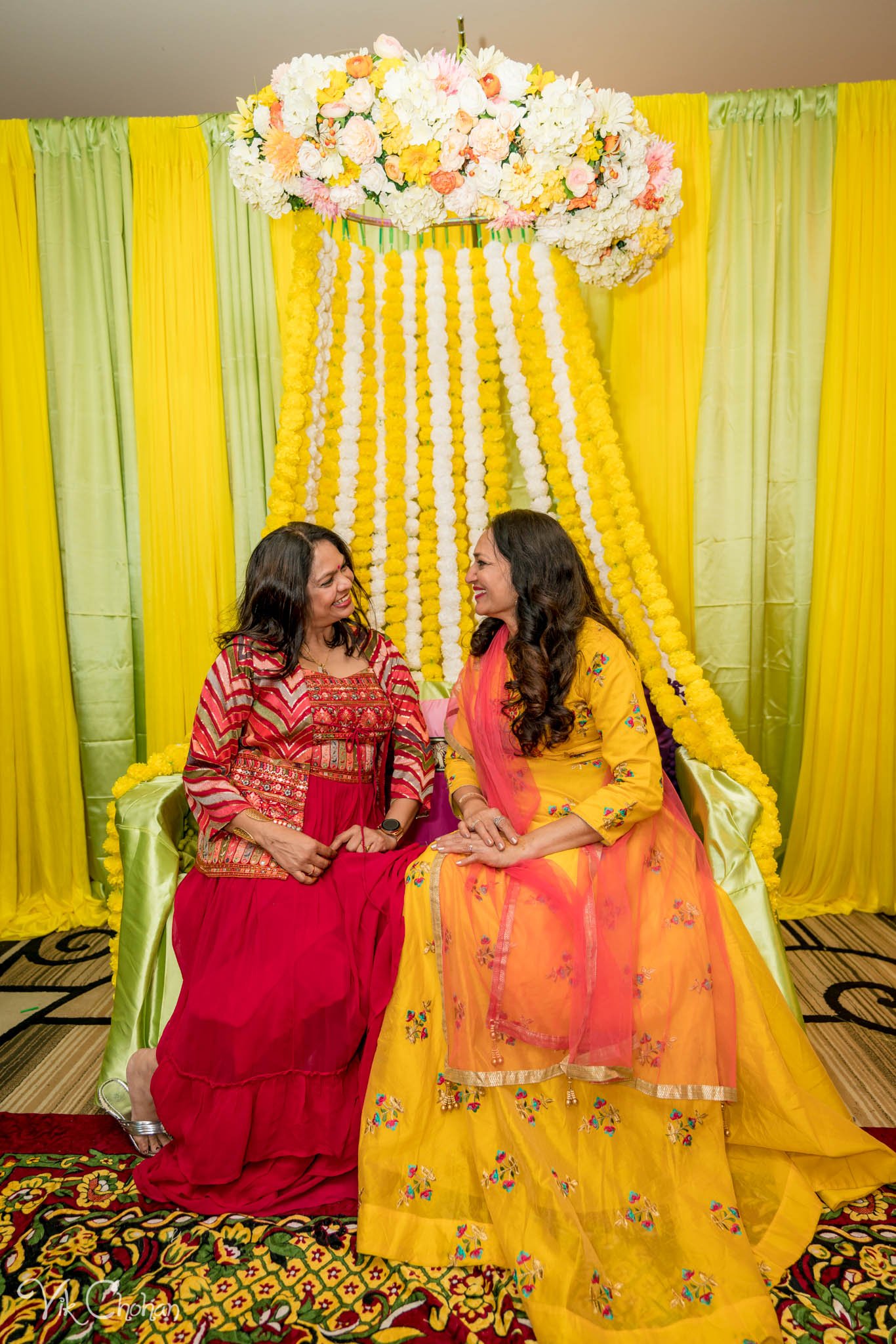 2022-02-03-Hely-&-Parth-Mendi-Indian-Wedding-Vik-Chohan-Photography-Photo-Booth-Social-Media-VCP-197.jpg