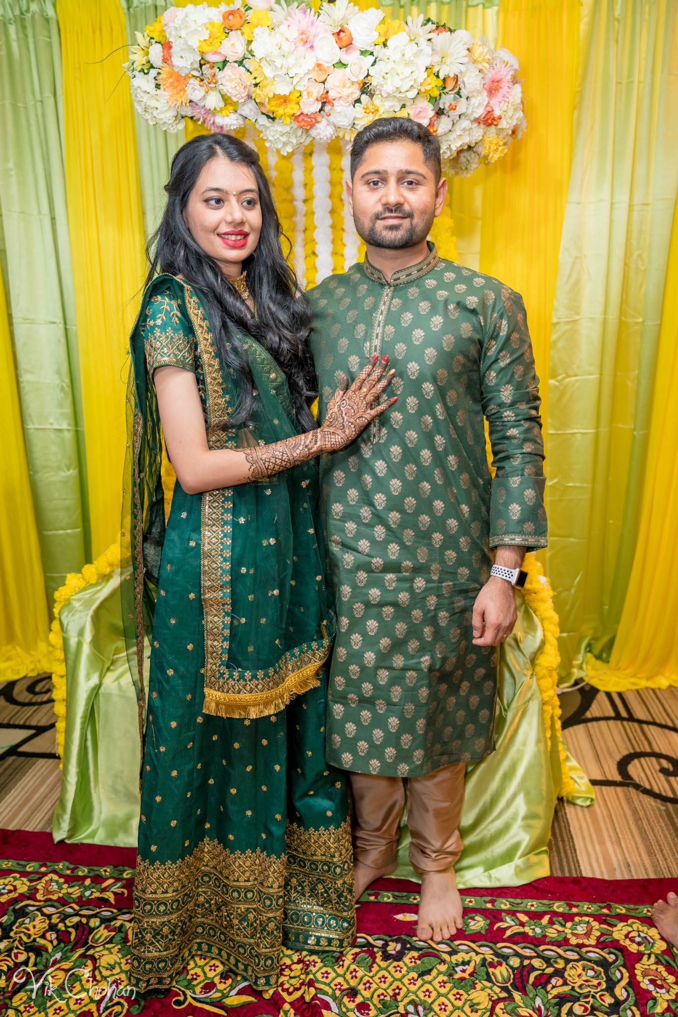 2022-02-03-Hely-&-Parth-Mendi-Indian-Wedding-Vik-Chohan-Photography-Photo-Booth-Social-Media-VCP-205.jpg