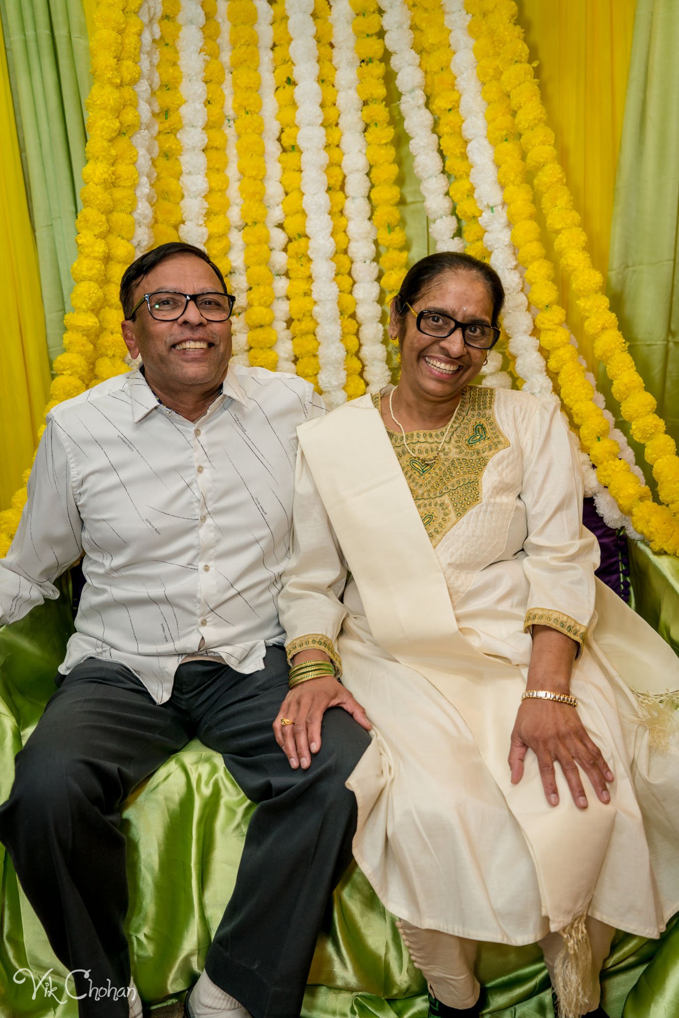 2022-02-03-Hely-&-Parth-Mendi-Indian-Wedding-Vik-Chohan-Photography-Photo-Booth-Social-Media-VCP-221.jpg