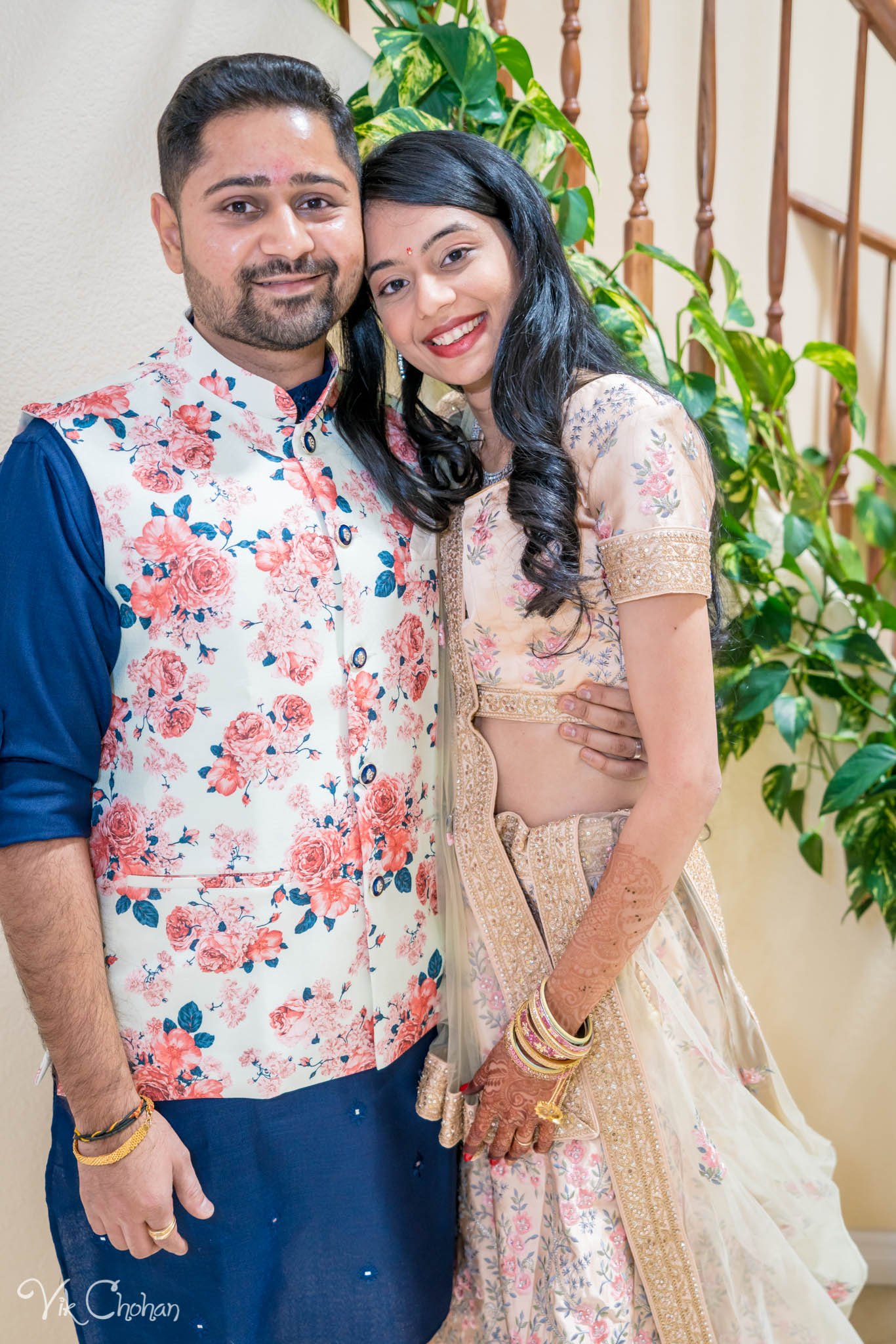 2022-02-04-Hely-&-Parth-Garba-Night-Indian-Wedding-Vik-Chohan-Photography-Photo-Booth-Social-Media-VCP-023.jpg