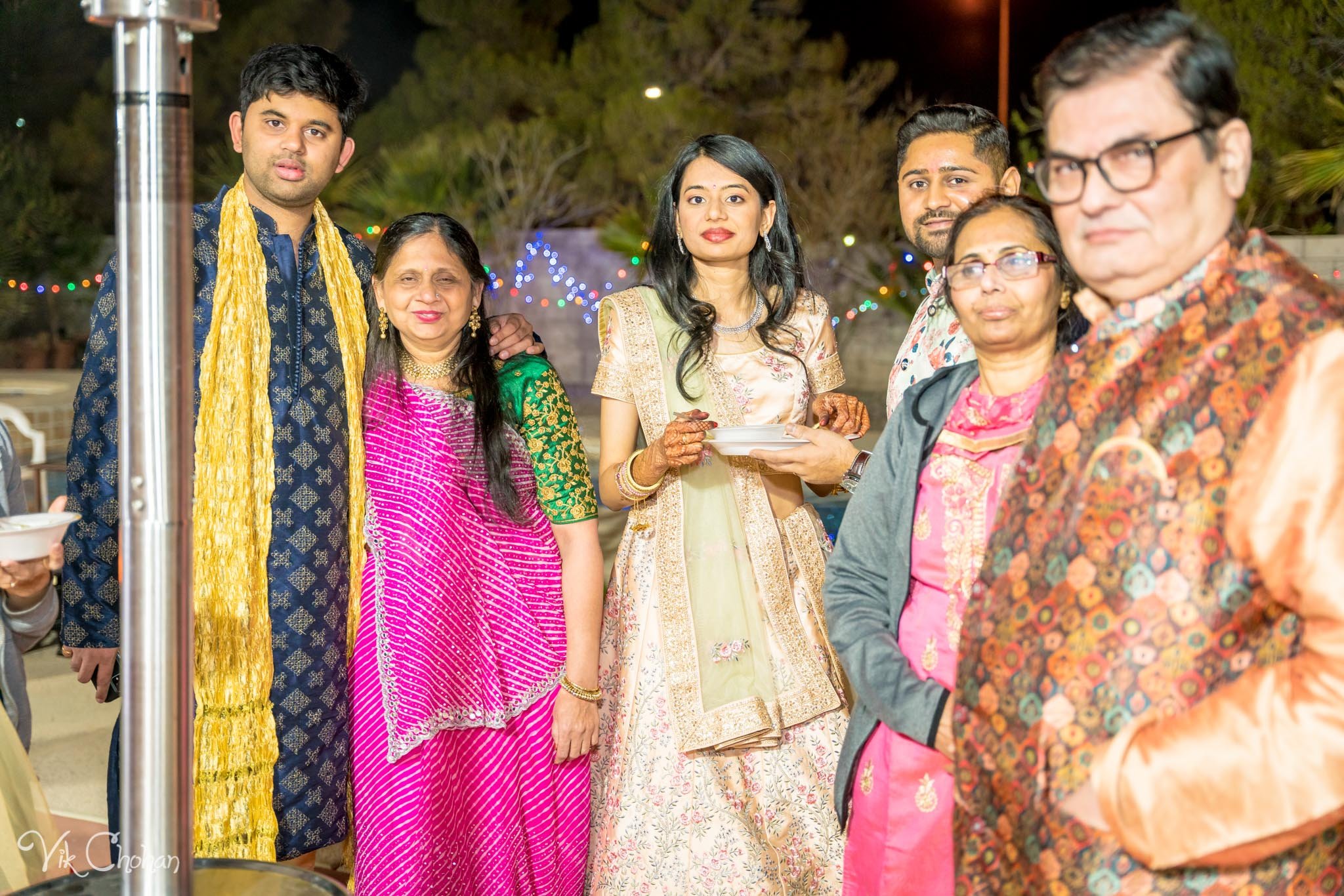 2022-02-04-Hely-&-Parth-Garba-Night-Indian-Wedding-Vik-Chohan-Photography-Photo-Booth-Social-Media-VCP-034.jpg
