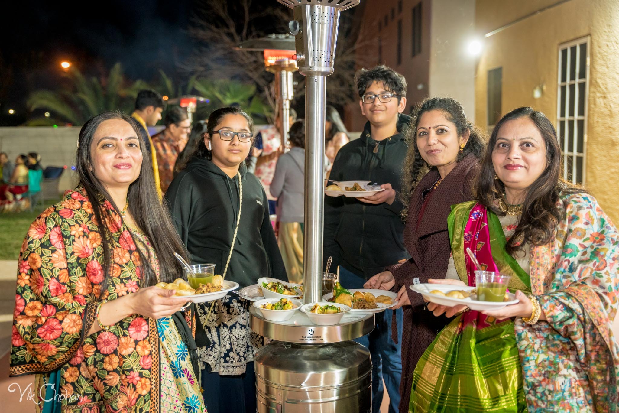 2022-02-04-Hely-&-Parth-Garba-Night-Indian-Wedding-Vik-Chohan-Photography-Photo-Booth-Social-Media-VCP-041.jpg