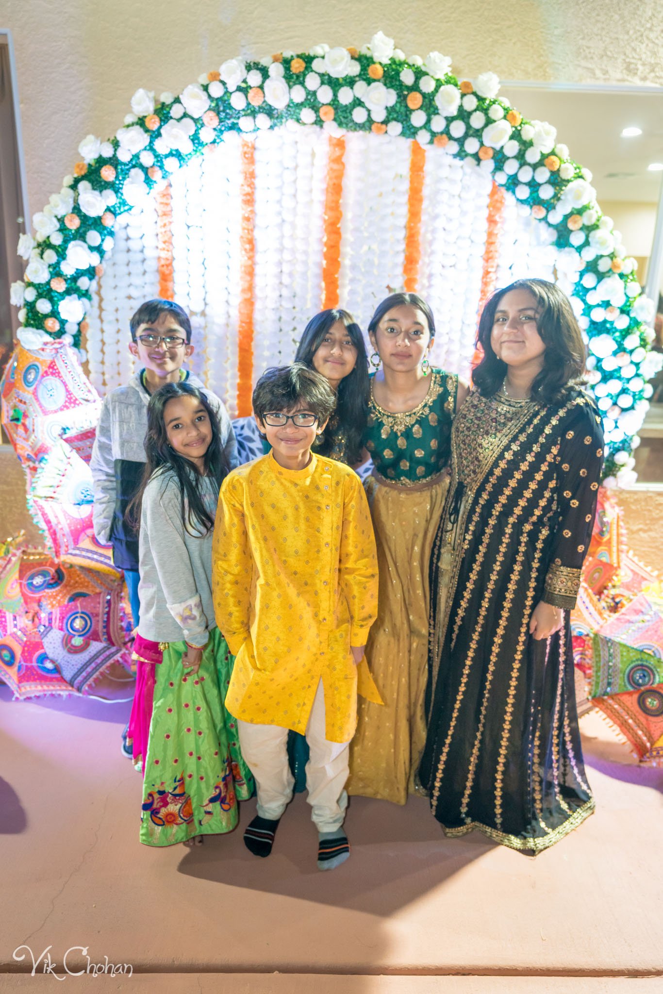 2022-02-04-Hely-&-Parth-Garba-Night-Indian-Wedding-Vik-Chohan-Photography-Photo-Booth-Social-Media-VCP-066.jpg