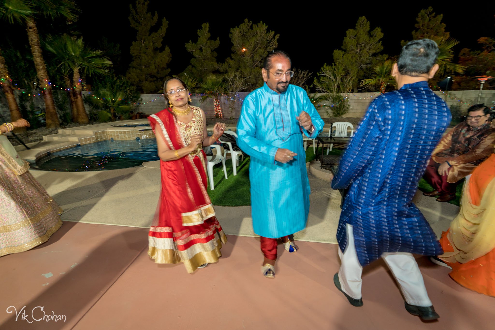 2022-02-04-Hely-&-Parth-Garba-Night-Indian-Wedding-Vik-Chohan-Photography-Photo-Booth-Social-Media-VCP-076.jpg