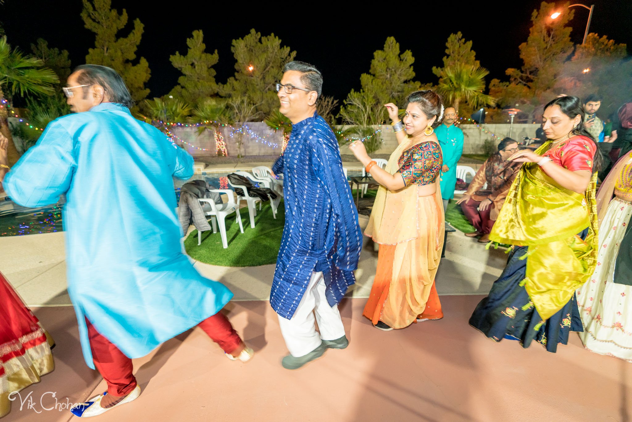 2022-02-04-Hely-&-Parth-Garba-Night-Indian-Wedding-Vik-Chohan-Photography-Photo-Booth-Social-Media-VCP-077.jpg