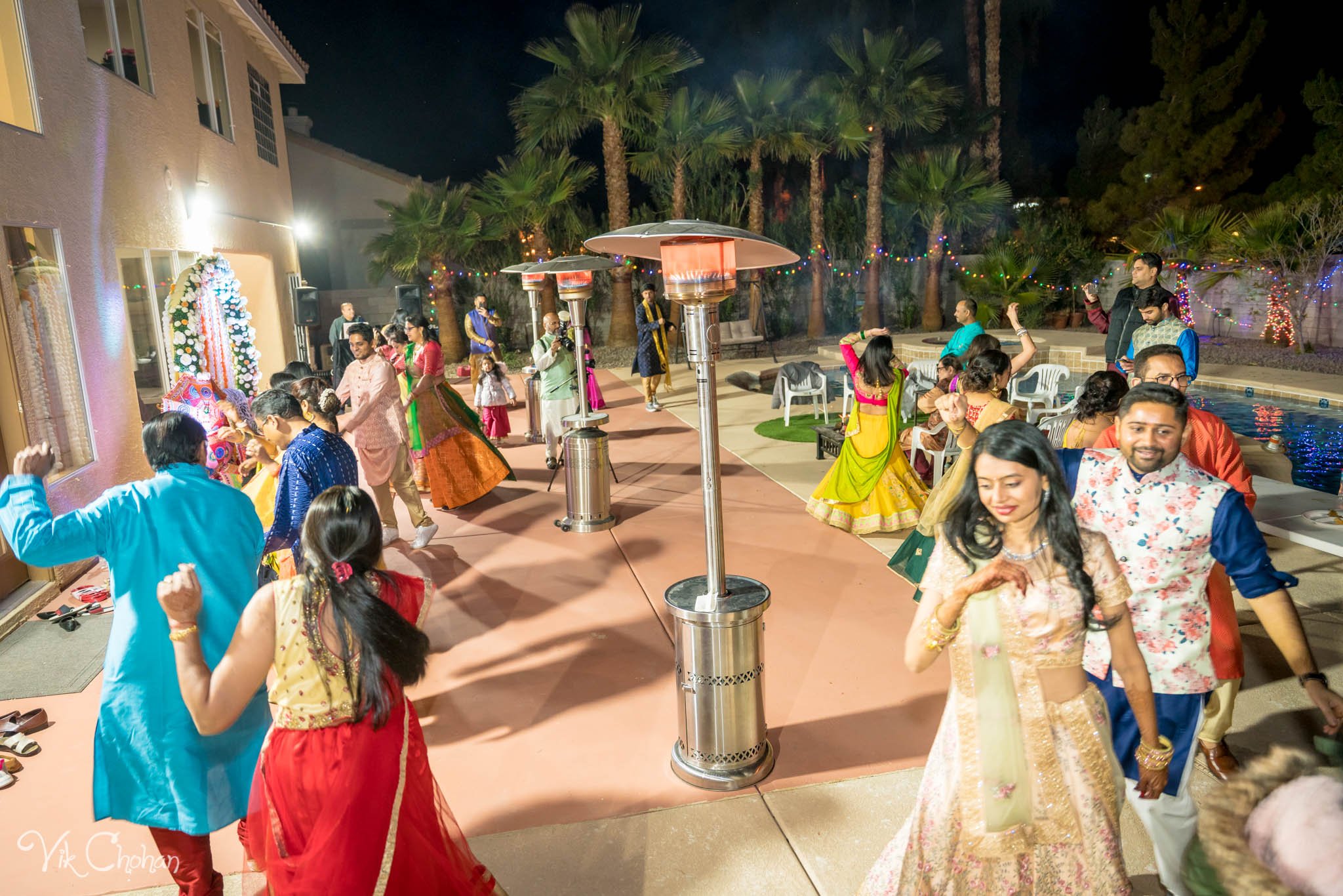 2022-02-04-Hely-&-Parth-Garba-Night-Indian-Wedding-Vik-Chohan-Photography-Photo-Booth-Social-Media-VCP-079.jpg