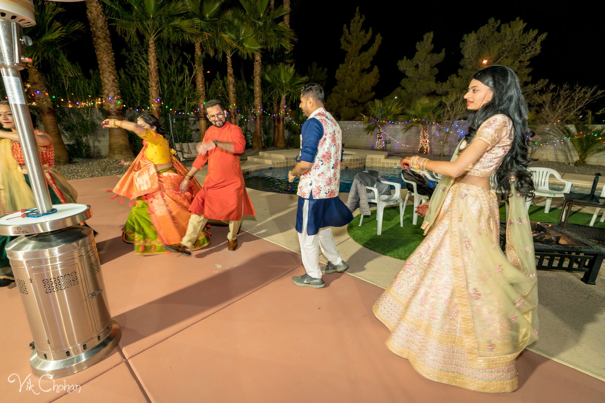 2022-02-04-Hely-&-Parth-Garba-Night-Indian-Wedding-Vik-Chohan-Photography-Photo-Booth-Social-Media-VCP-083.jpg