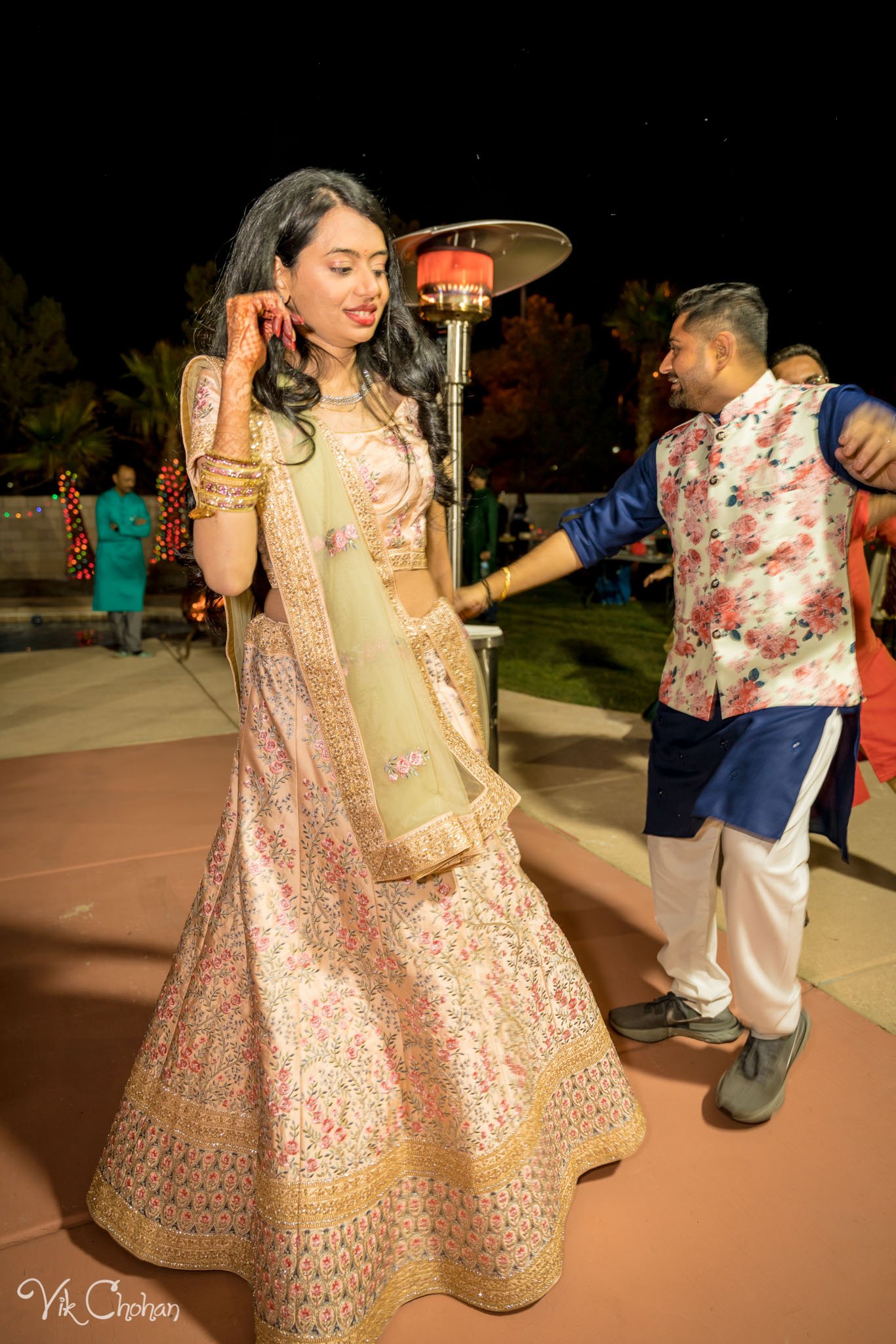 2022-02-04-Hely-&-Parth-Garba-Night-Indian-Wedding-Vik-Chohan-Photography-Photo-Booth-Social-Media-VCP-085.jpg