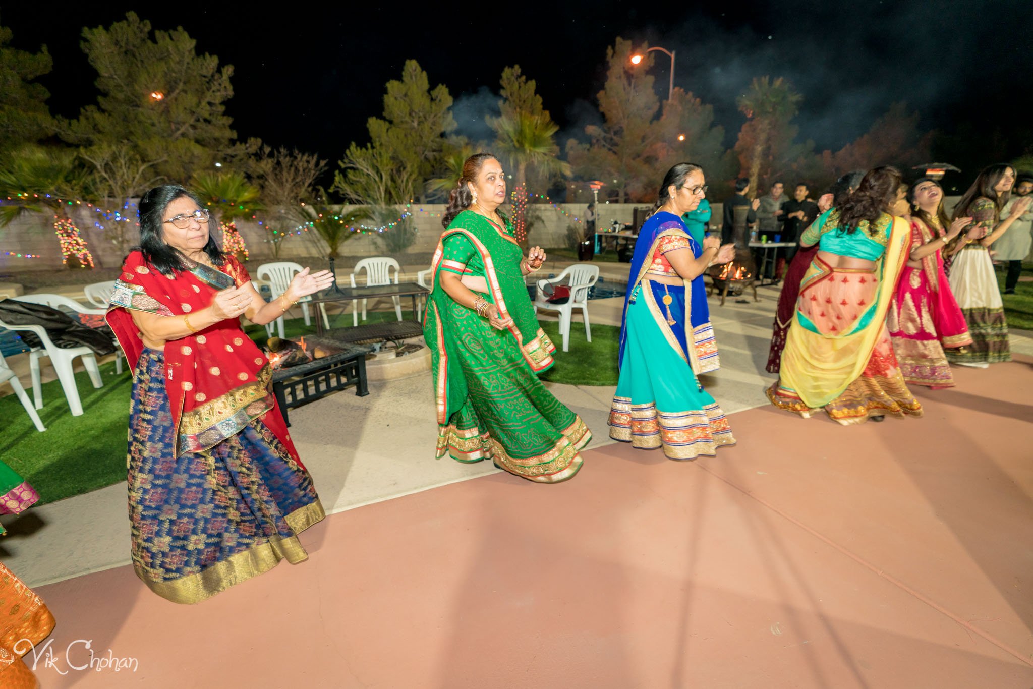 2022-02-04-Hely-&-Parth-Garba-Night-Indian-Wedding-Vik-Chohan-Photography-Photo-Booth-Social-Media-VCP-094.jpg