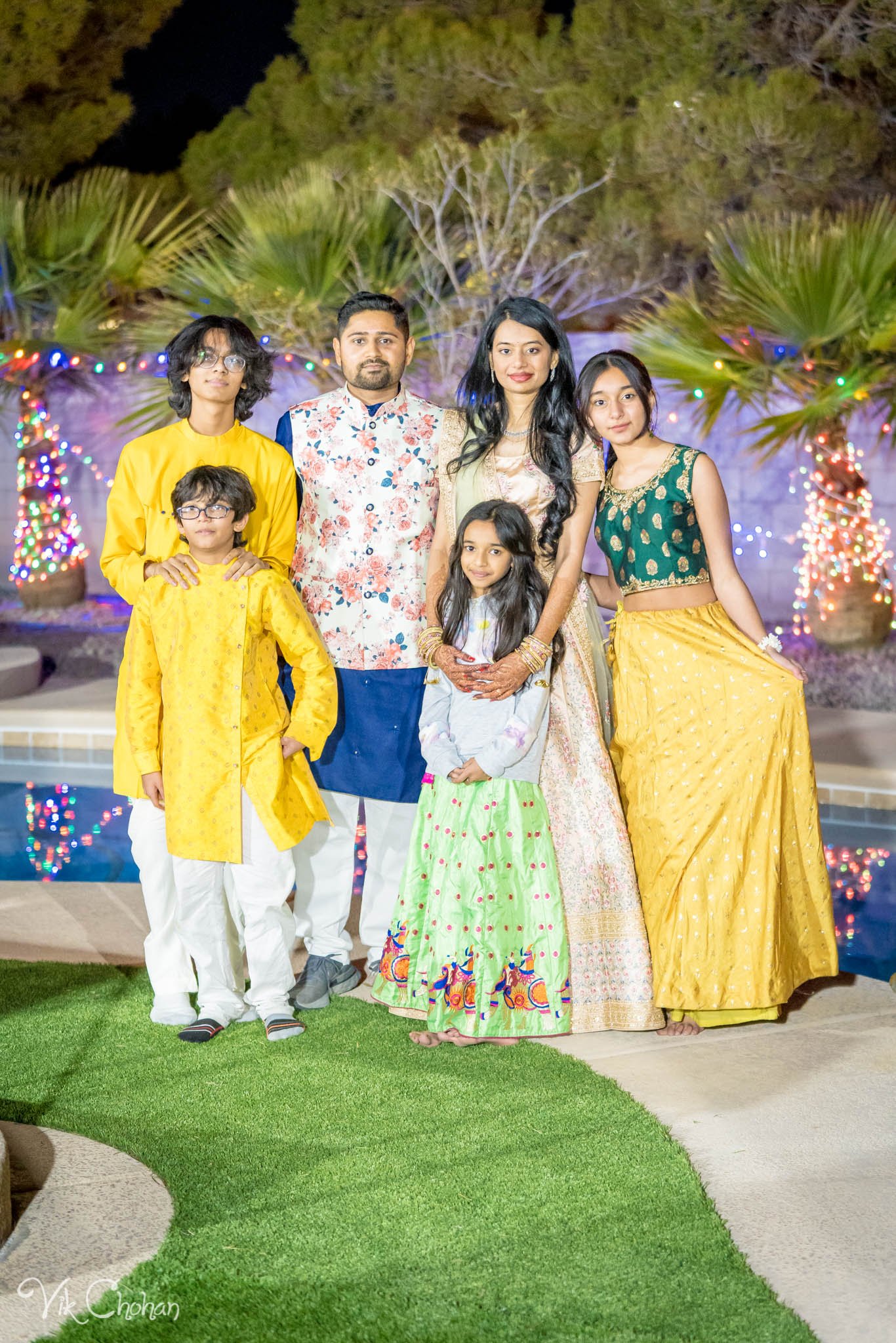 2022-02-04-Hely-&-Parth-Garba-Night-Indian-Wedding-Vik-Chohan-Photography-Photo-Booth-Social-Media-VCP-145.jpg