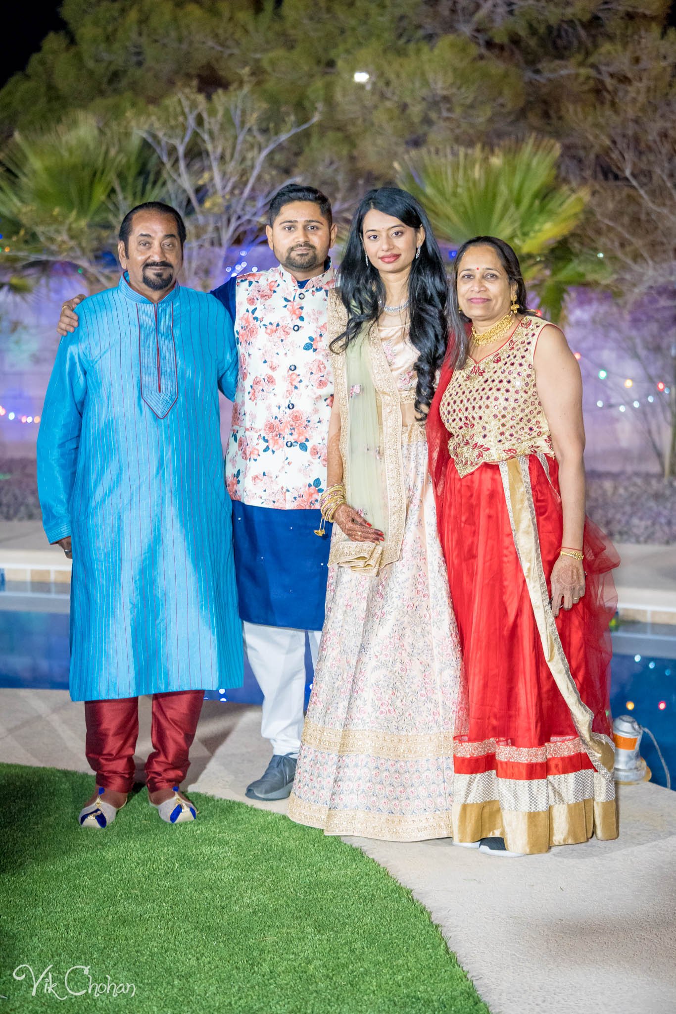 2022-02-04-Hely-&-Parth-Garba-Night-Indian-Wedding-Vik-Chohan-Photography-Photo-Booth-Social-Media-VCP-151.jpg
