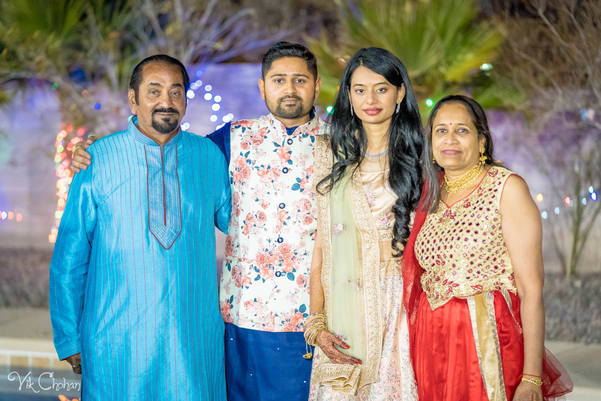 2022-02-04-Hely-&-Parth-Garba-Night-Indian-Wedding-Vik-Chohan-Photography-Photo-Booth-Social-Media-VCP-152.jpg