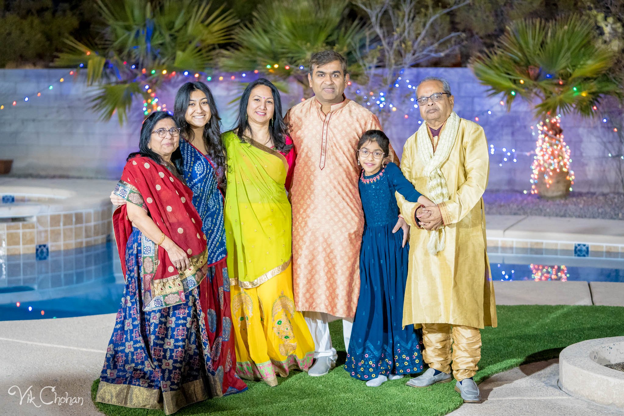 2022-02-04-Hely-&-Parth-Garba-Night-Indian-Wedding-Vik-Chohan-Photography-Photo-Booth-Social-Media-VCP-171.jpg