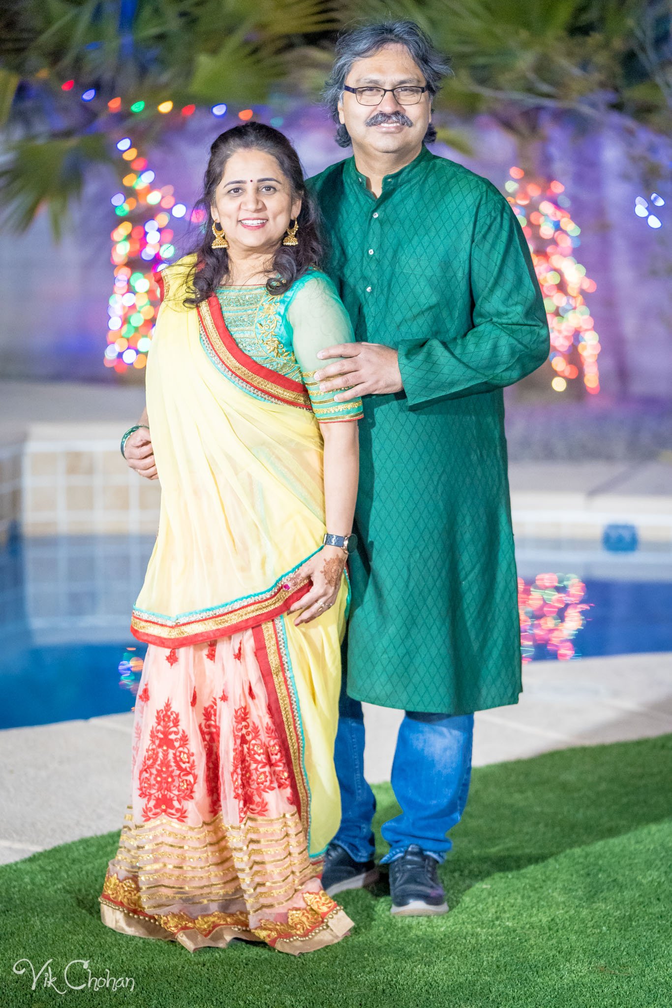 2022-02-04-Hely-&-Parth-Garba-Night-Indian-Wedding-Vik-Chohan-Photography-Photo-Booth-Social-Media-VCP-184.jpg