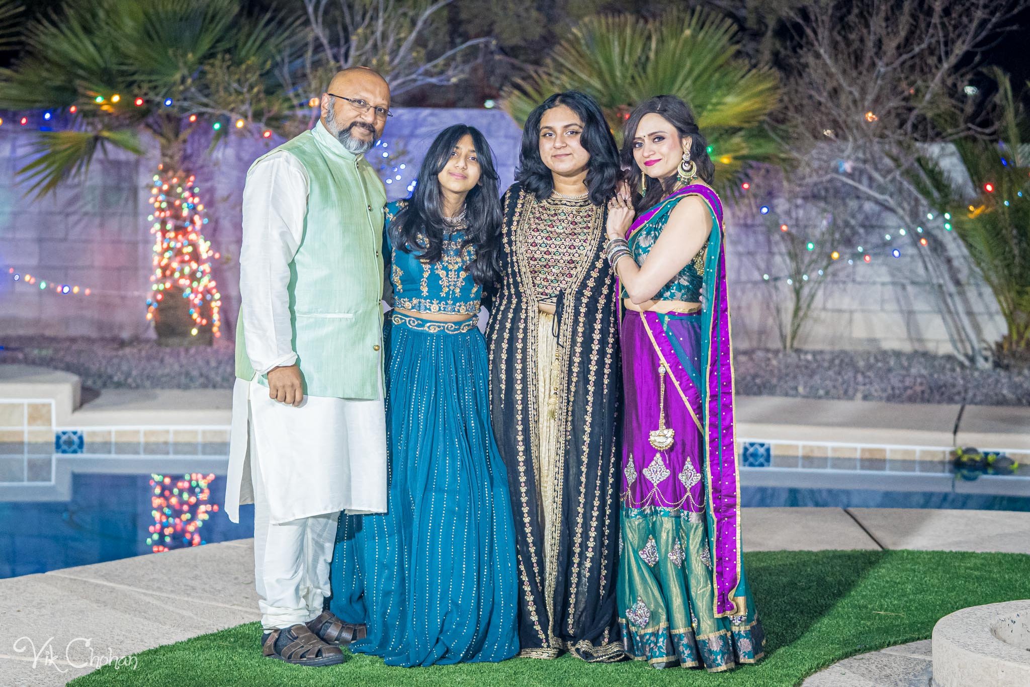 2022-02-04-Hely-&-Parth-Garba-Night-Indian-Wedding-Vik-Chohan-Photography-Photo-Booth-Social-Media-VCP-188.jpg