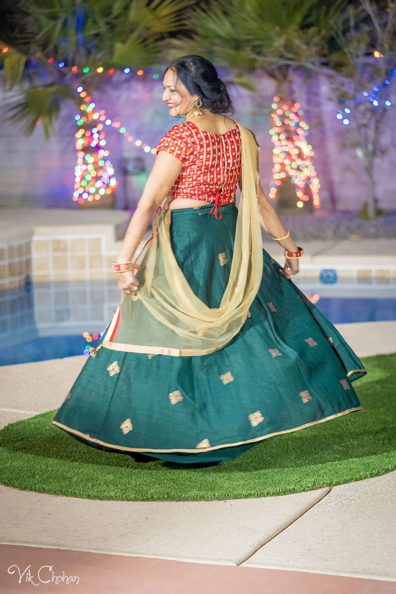 2022-02-04-Hely-&-Parth-Garba-Night-Indian-Wedding-Vik-Chohan-Photography-Photo-Booth-Social-Media-VCP-216.jpg