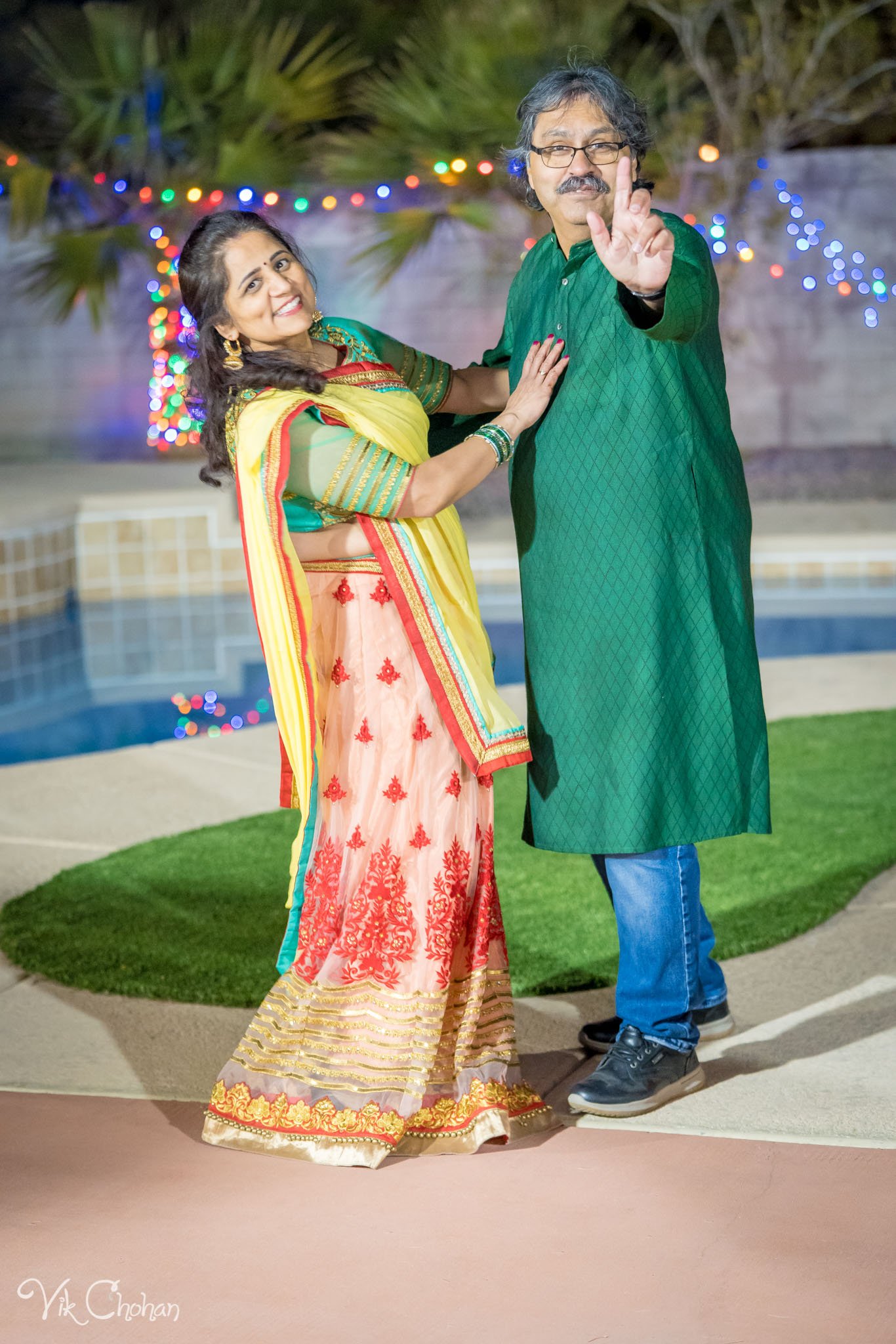 2022-02-04-Hely-&-Parth-Garba-Night-Indian-Wedding-Vik-Chohan-Photography-Photo-Booth-Social-Media-VCP-223.jpg