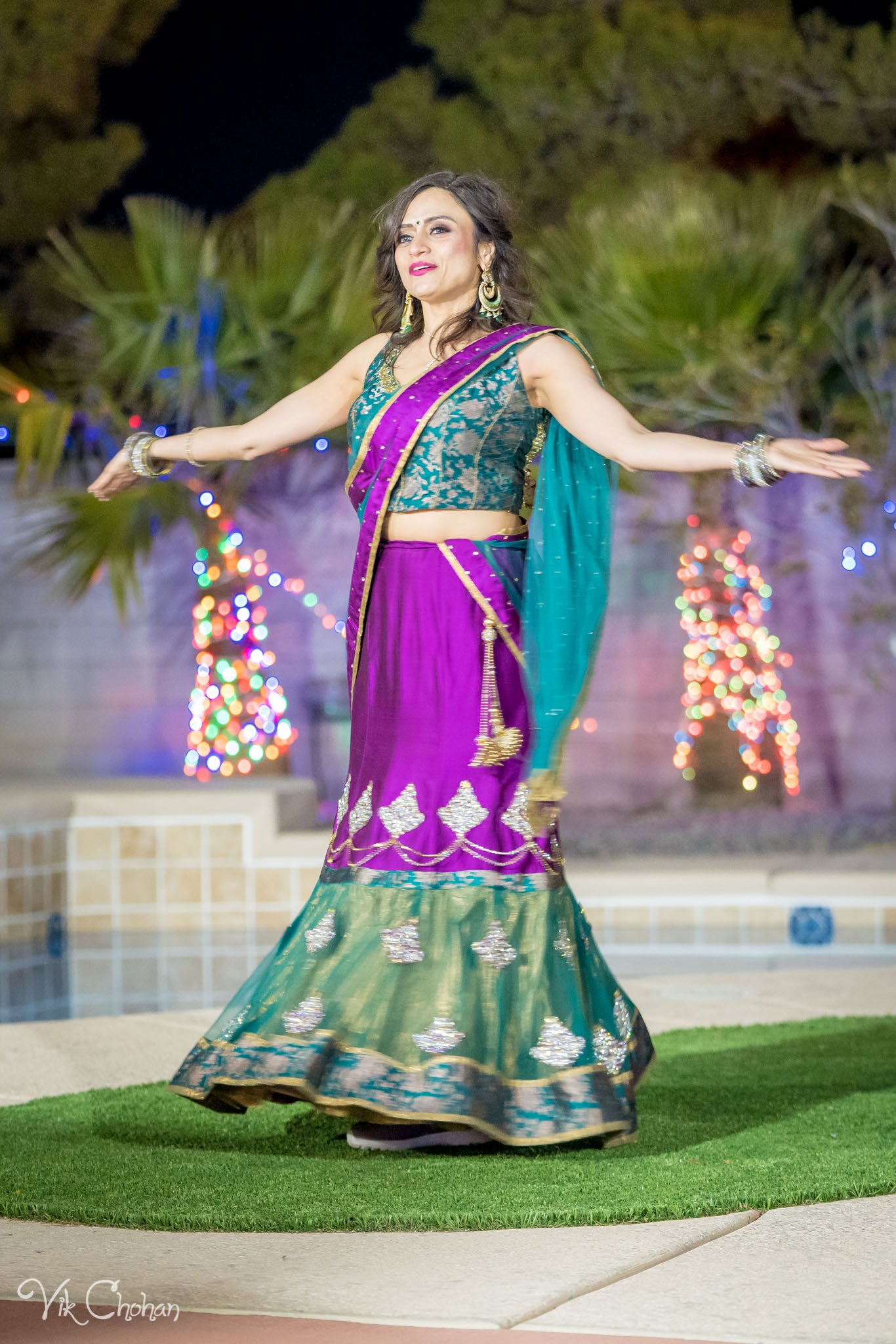 2022-02-04-Hely-&-Parth-Garba-Night-Indian-Wedding-Vik-Chohan-Photography-Photo-Booth-Social-Media-VCP-241.jpg