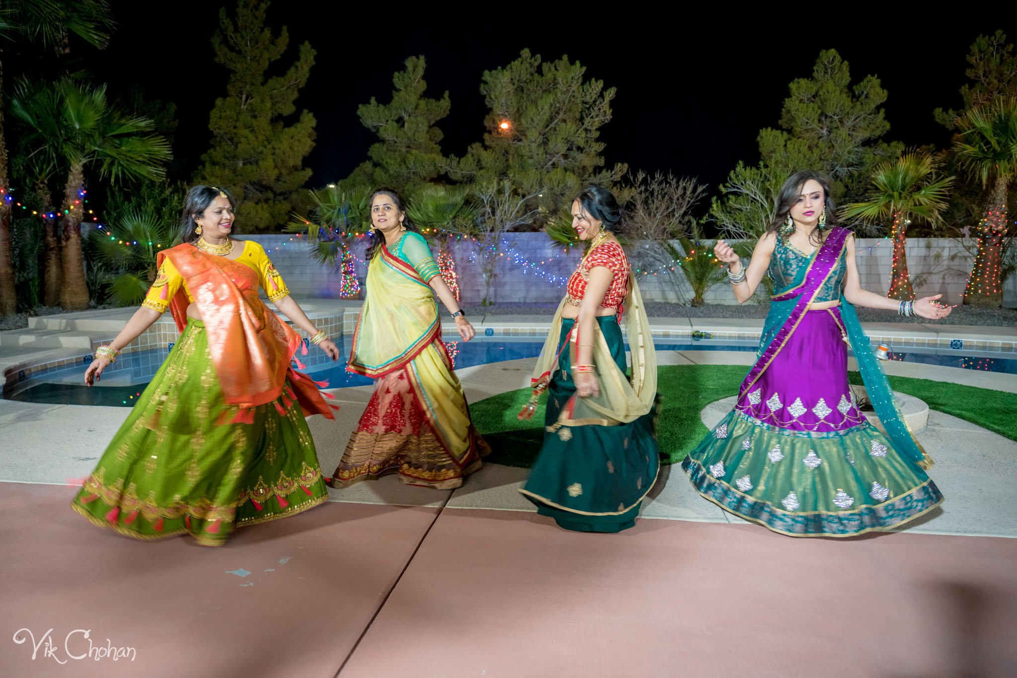 2022-02-04-Hely-&-Parth-Garba-Night-Indian-Wedding-Vik-Chohan-Photography-Photo-Booth-Social-Media-VCP-249.jpg
