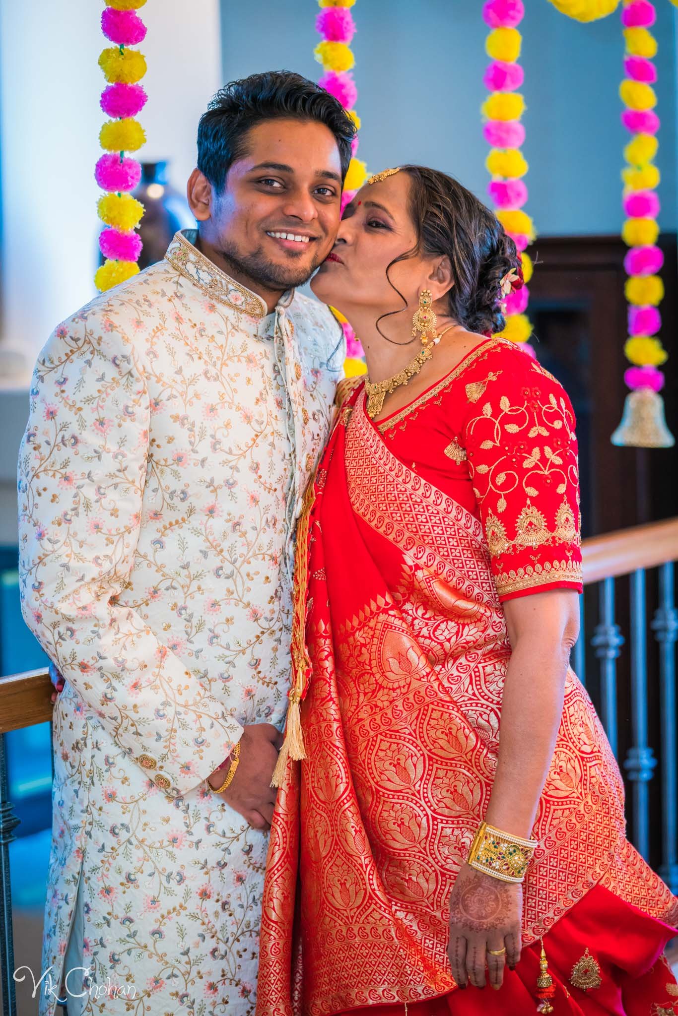 2022-02-05-Hely-&-Parth-Las-Vegas-Indian-Wedding-Photography-Vik-Chohan-Photography-Photo-Booth-Social-Media-VCP-036.jpg