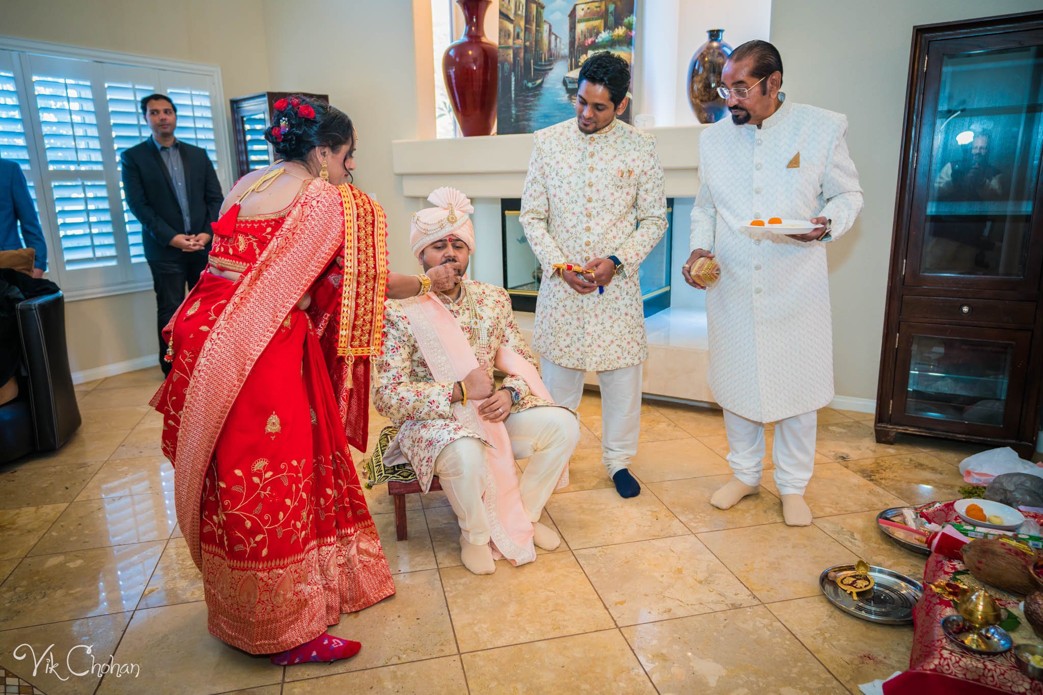 2022-02-05-Hely-&-Parth-Las-Vegas-Indian-Wedding-Photography-Vik-Chohan-Photography-Photo-Booth-Social-Media-VCP-039.jpg