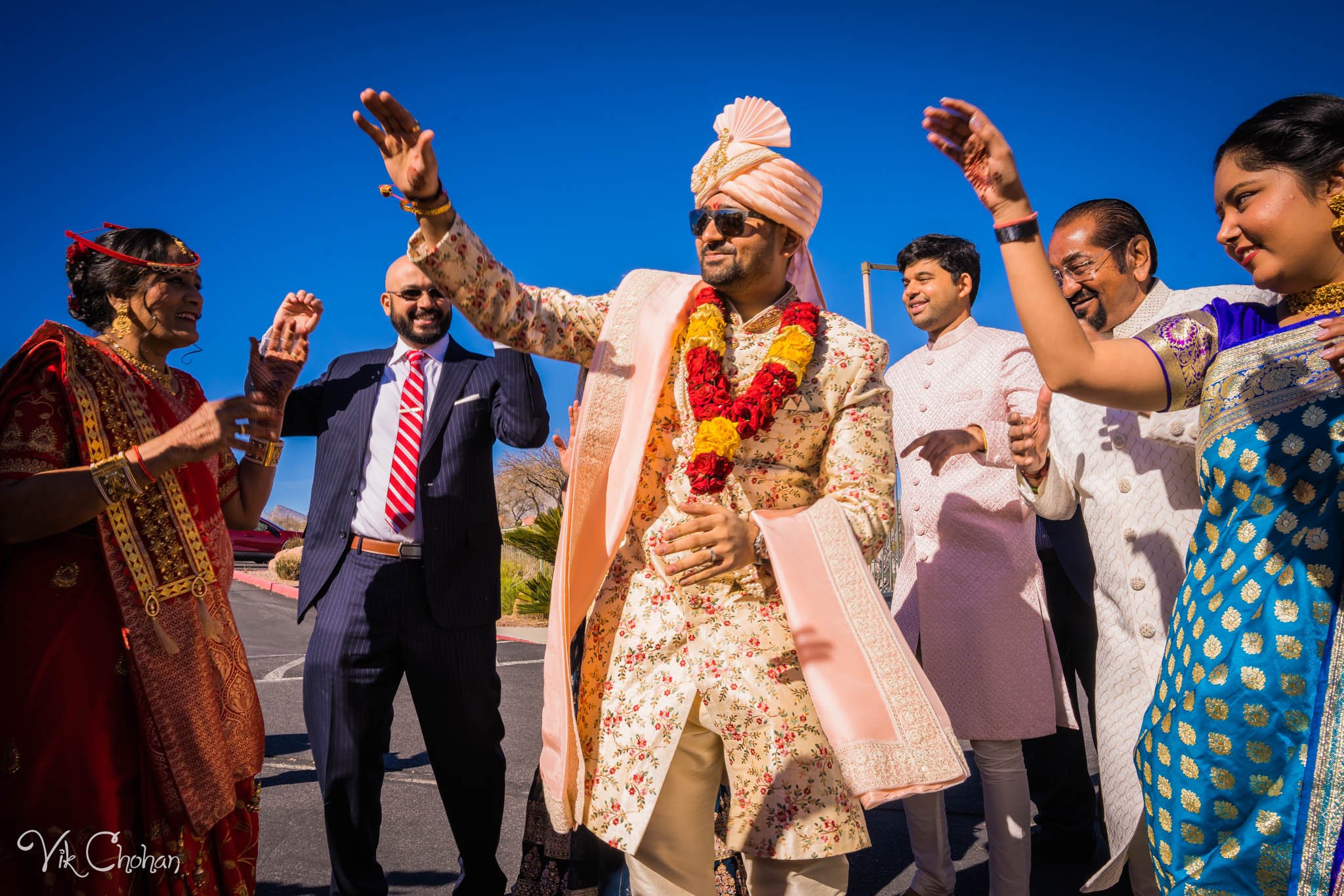 2022-02-05-Hely-&-Parth-Las-Vegas-Indian-Wedding-Photography-Vik-Chohan-Photography-Photo-Booth-Social-Media-VCP-085.jpg