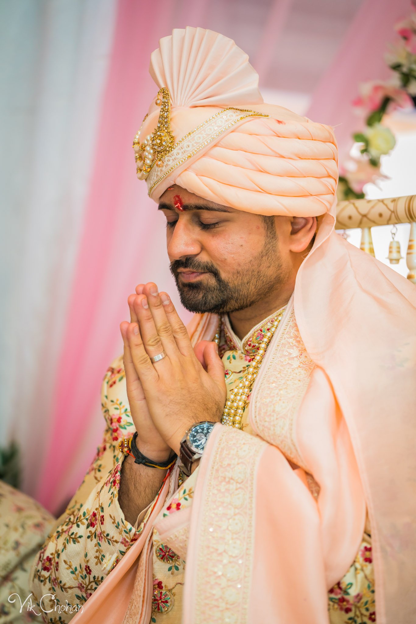 2022-02-05-Hely-&-Parth-Las-Vegas-Indian-Wedding-Photography-Vik-Chohan-Photography-Photo-Booth-Social-Media-VCP-156.jpg