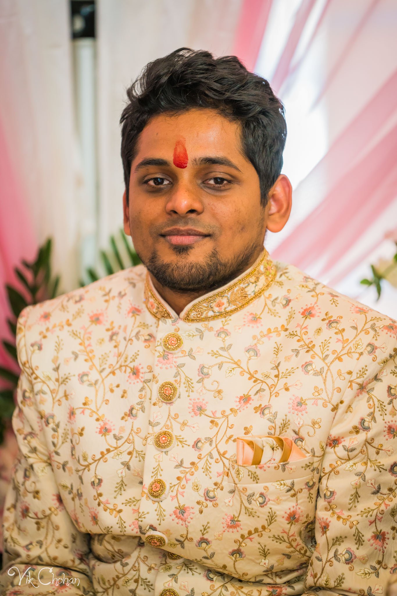 2022-02-05-Hely-&-Parth-Las-Vegas-Indian-Wedding-Photography-Vik-Chohan-Photography-Photo-Booth-Social-Media-VCP-165.jpg