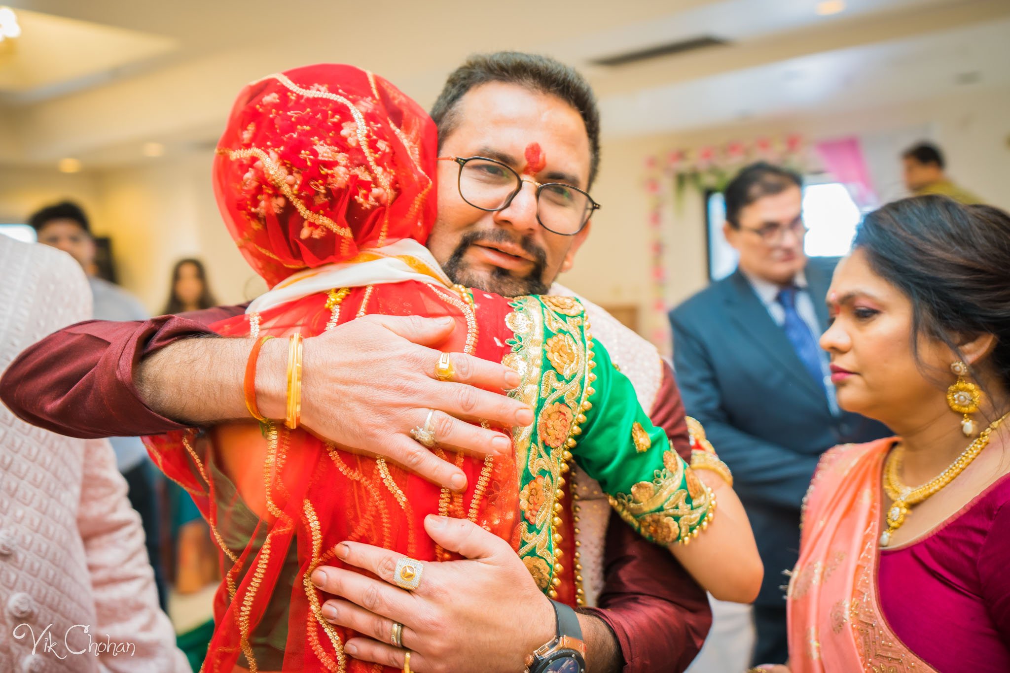 2022-02-05-Hely-&-Parth-Las-Vegas-Indian-Wedding-Photography-Vik-Chohan-Photography-Photo-Booth-Social-Media-VCP-365.jpg