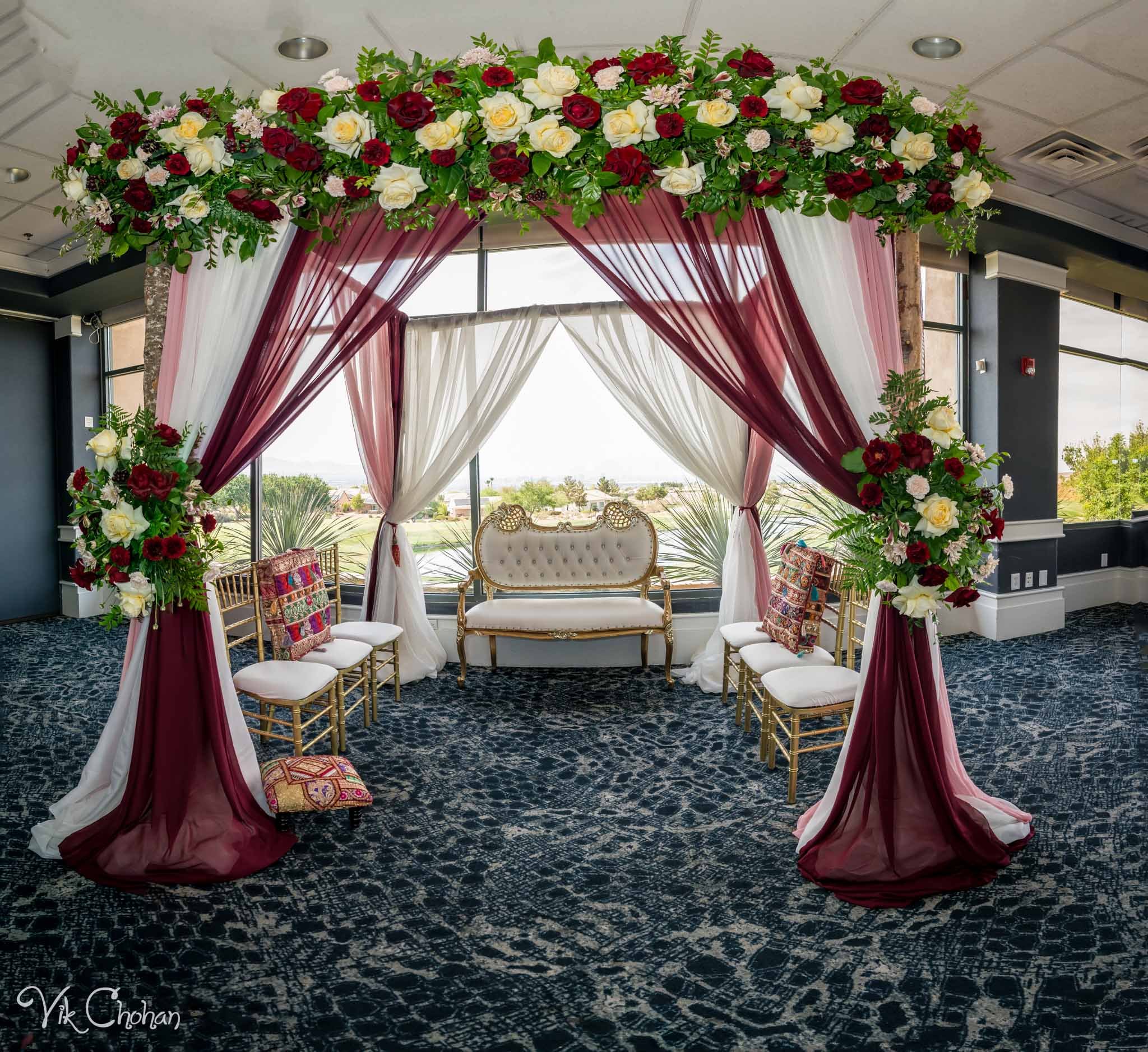 2022-06-09-Annie-&-Steven-Las-Vegas-Indian-Wedding-Ceremony-Photography-Vik-Chohan-Photography-Photo-Booth-Social-Media-VCP-007.jpg