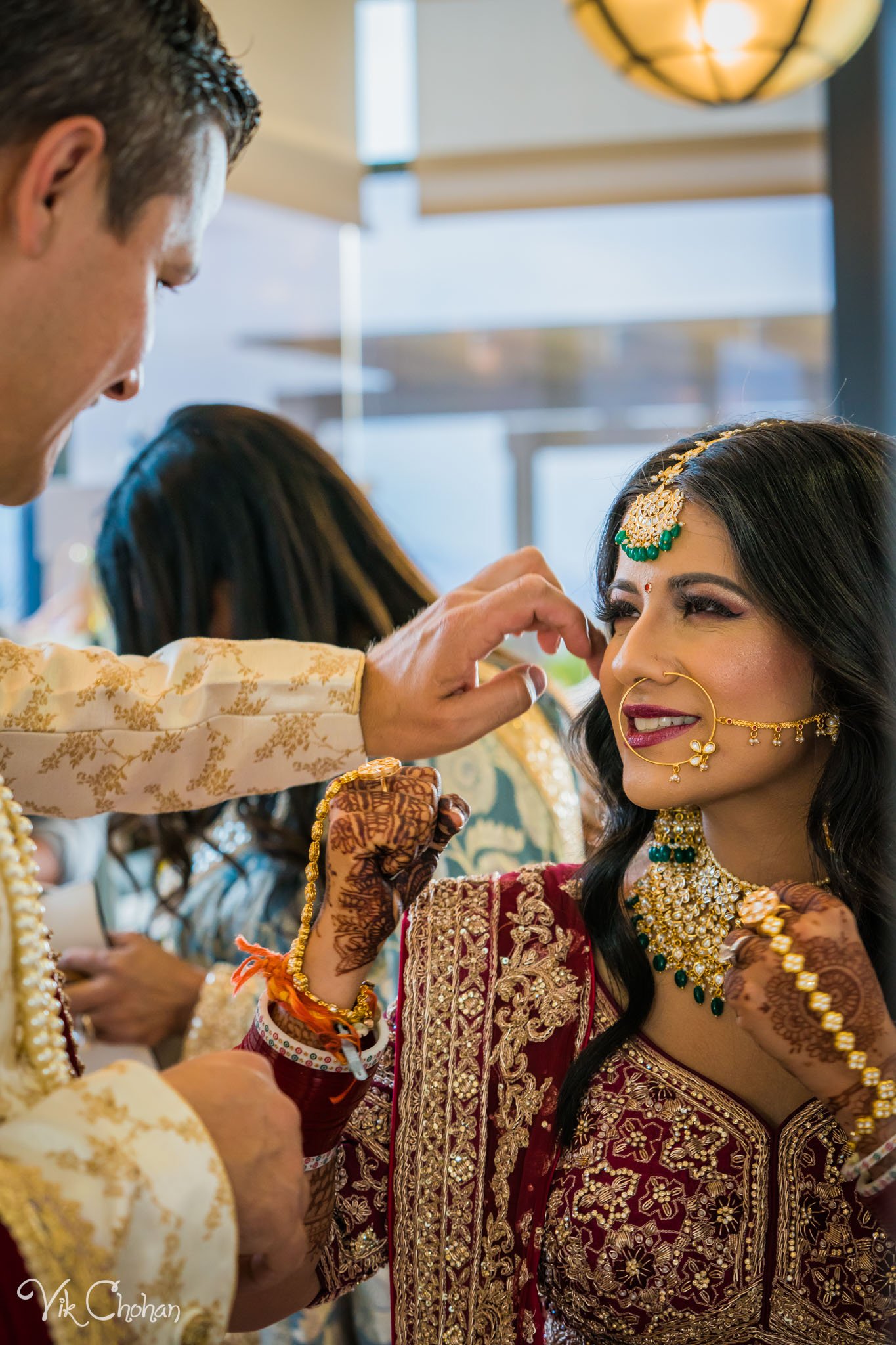 2022-06-09-Annie-&-Steven-Las-Vegas-Indian-Wedding-Ceremony-Photography-Vik-Chohan-Photography-Photo-Booth-Social-Media-VCP-018.jpg