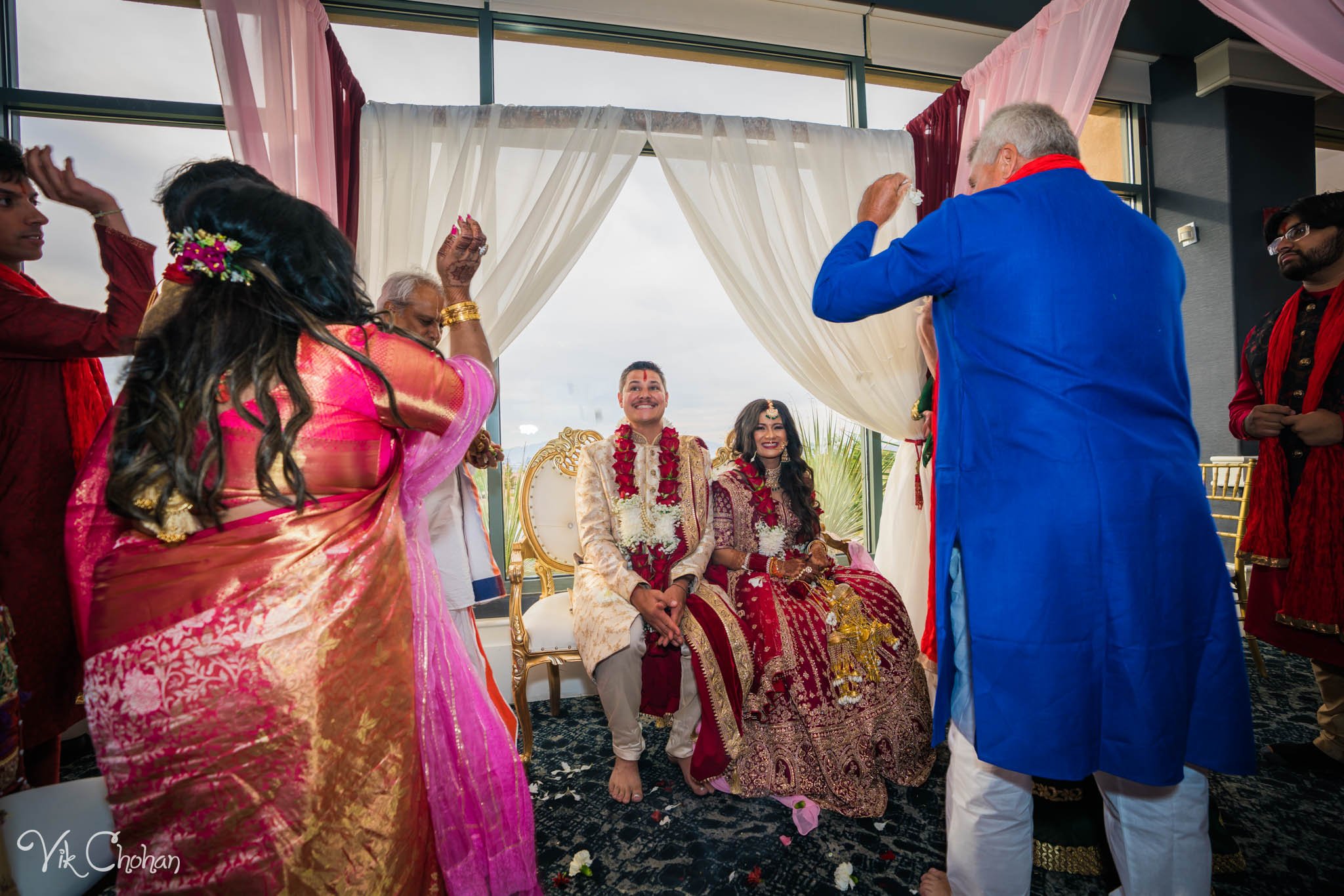 2022-06-09-Annie-&-Steven-Las-Vegas-Indian-Wedding-Ceremony-Photography-Vik-Chohan-Photography-Photo-Booth-Social-Media-VCP-175.jpg