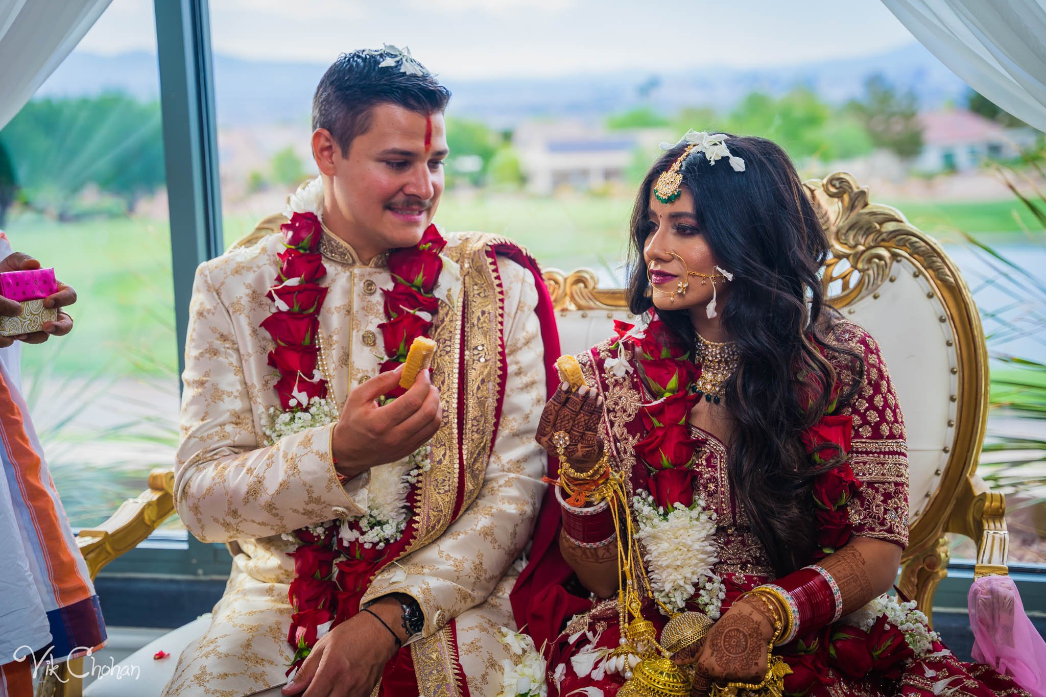 2022-06-09-Annie-&-Steven-Las-Vegas-Indian-Wedding-Ceremony-Photography-Vik-Chohan-Photography-Photo-Booth-Social-Media-VCP-177.jpg