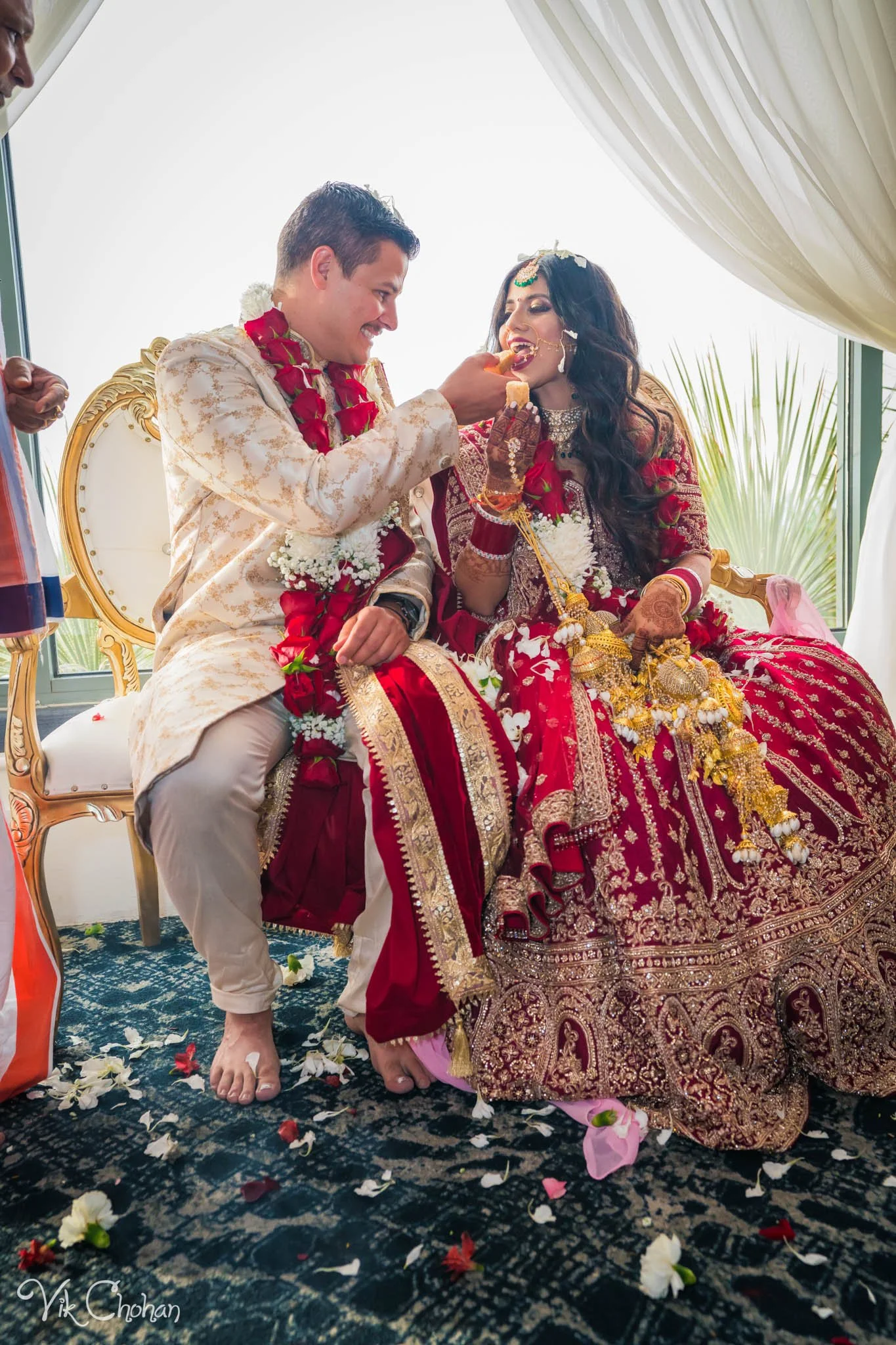 2022-06-09-Annie-&-Steven-Las-Vegas-Indian-Wedding-Ceremony-Photography-Vik-Chohan-Photography-Photo-Booth-Social-Media-VCP-180.jpg